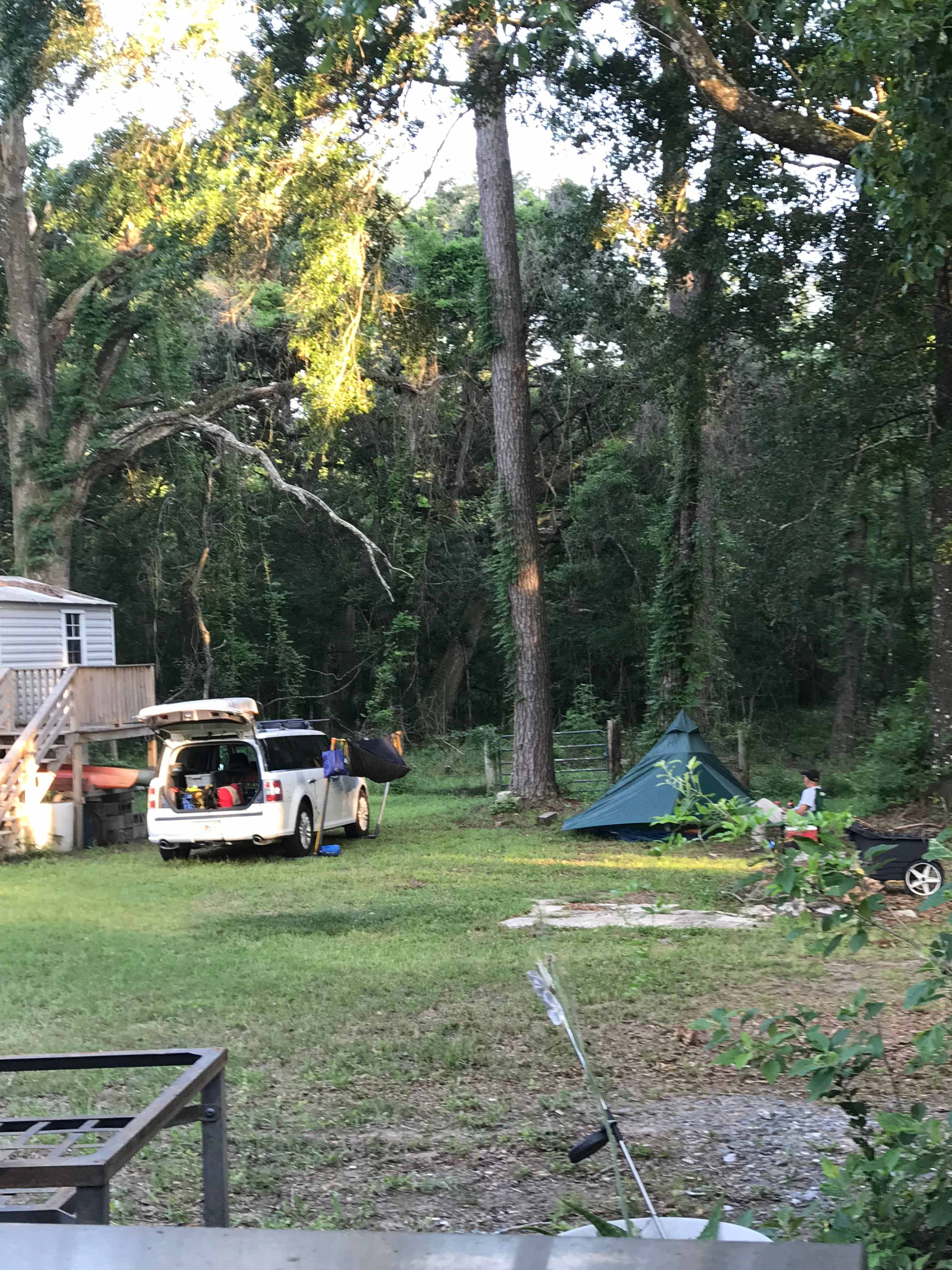 Tallahassee Outskirts Hideaway