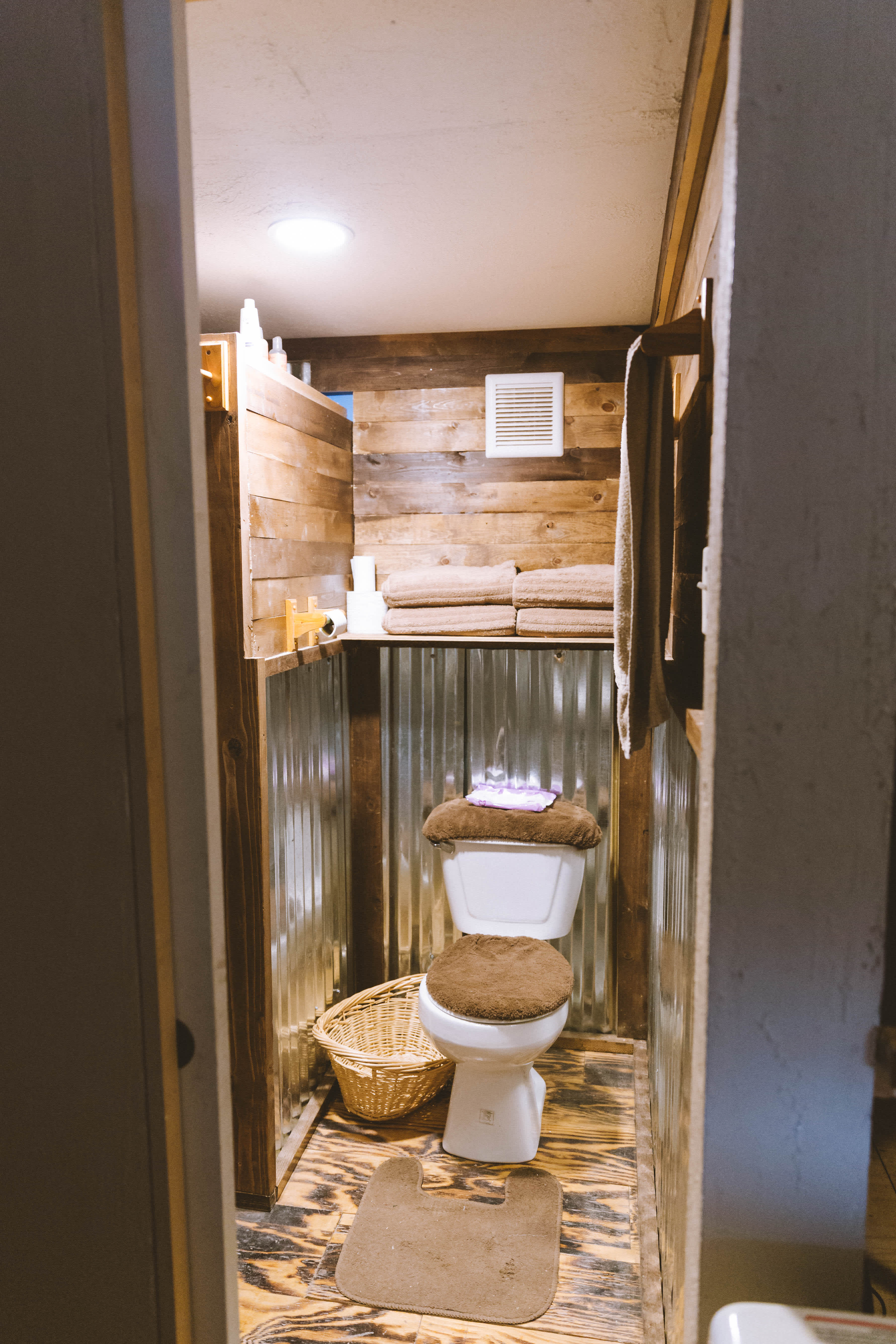 nice, clean bathroom
