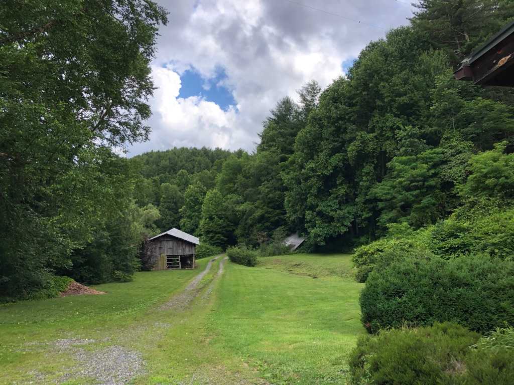 Approach to the site.