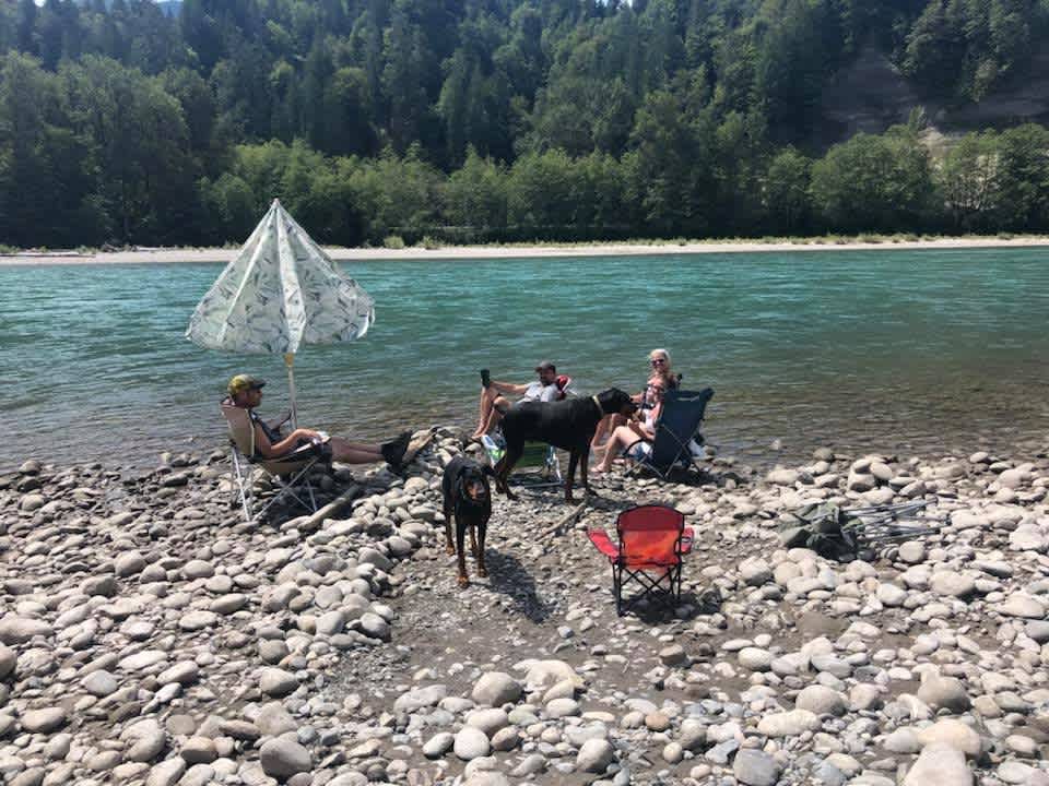 The River's Edge Camp Ground