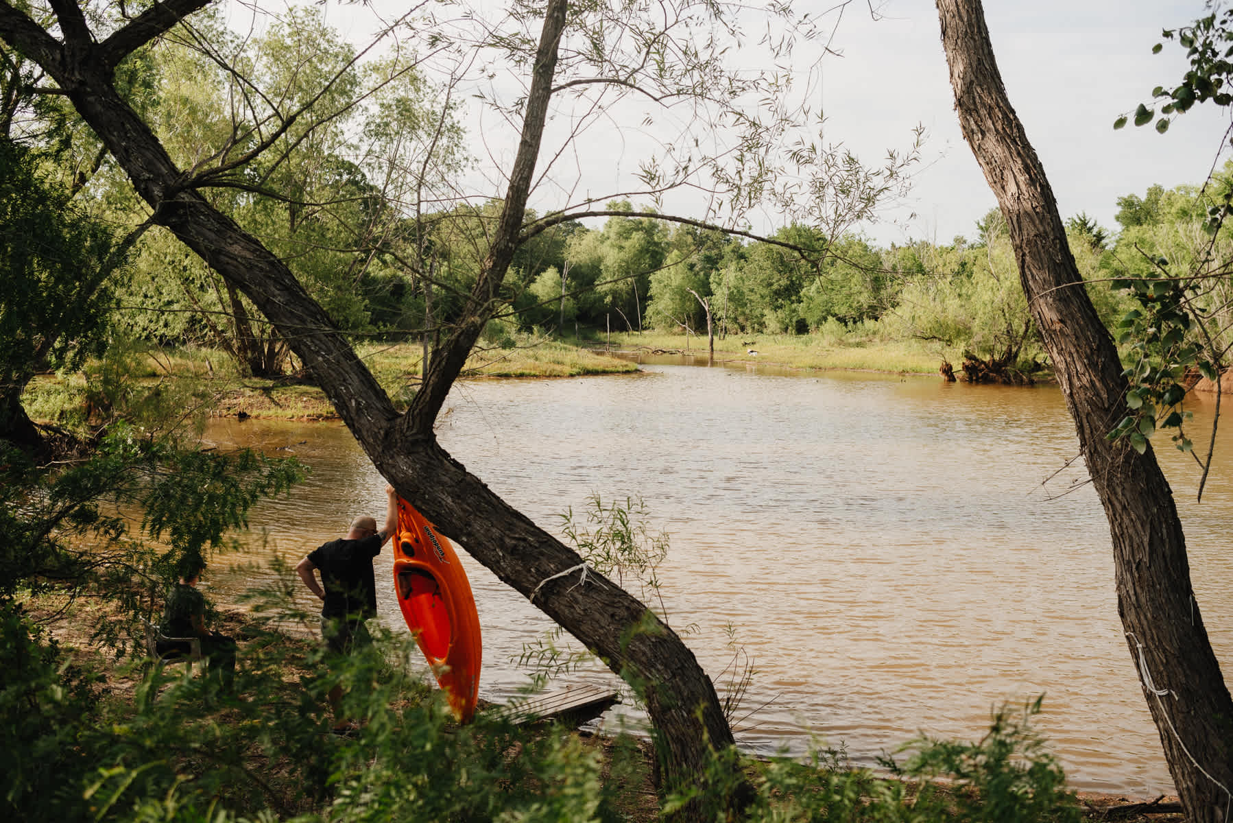 There is also a kayak available to play with.