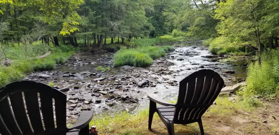 Sleep and relax next to the stream.