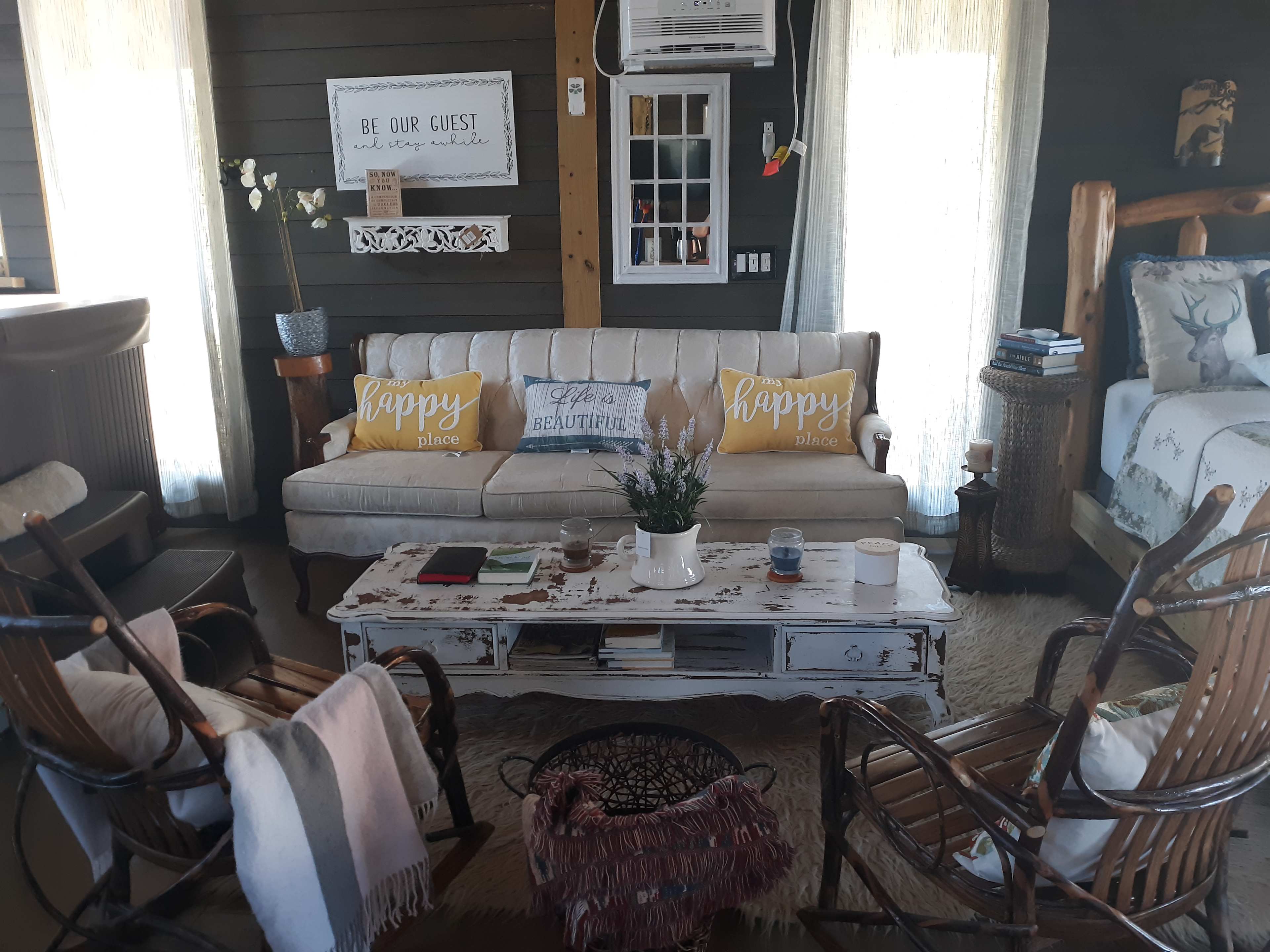 Cozy Cottage Retreat