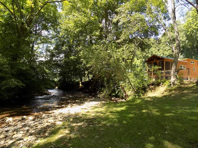 Mountain Riders Riverfront Camping