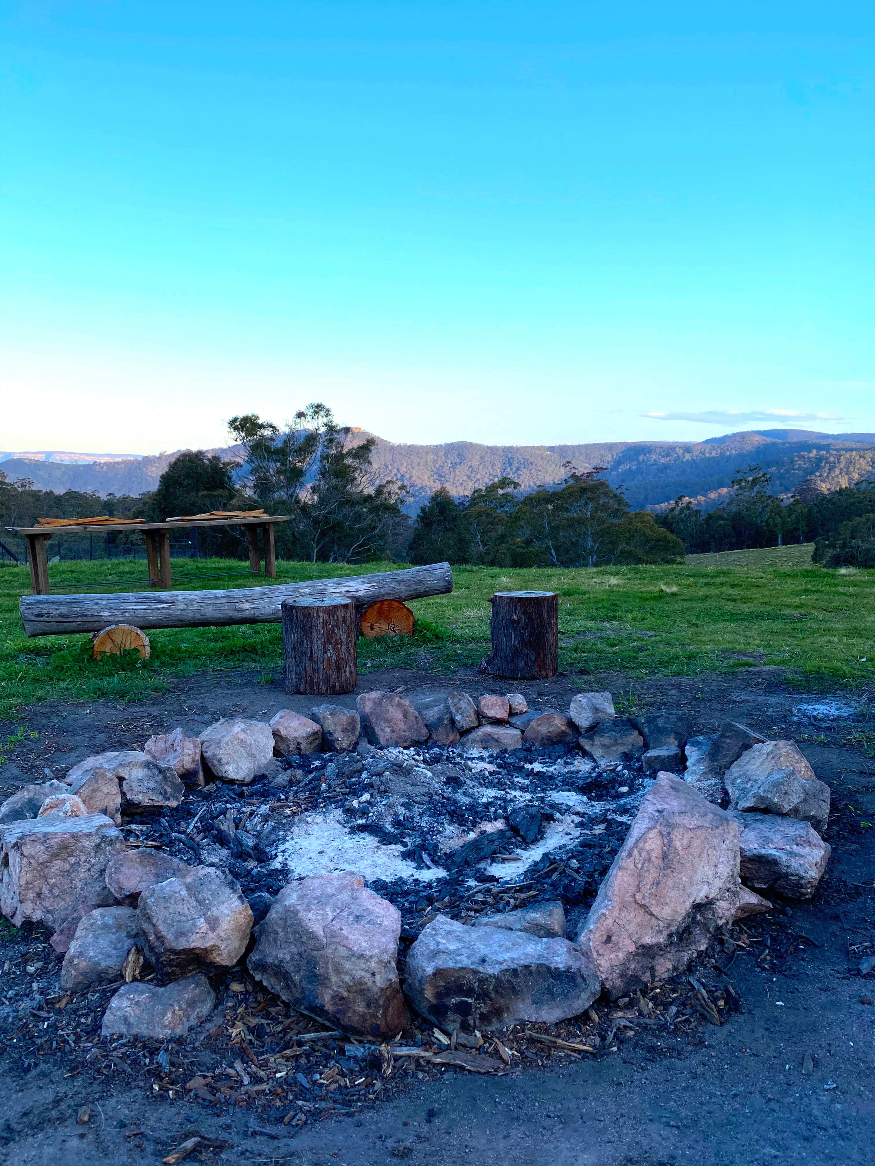 Aurora-Exclusive Blue Mountains