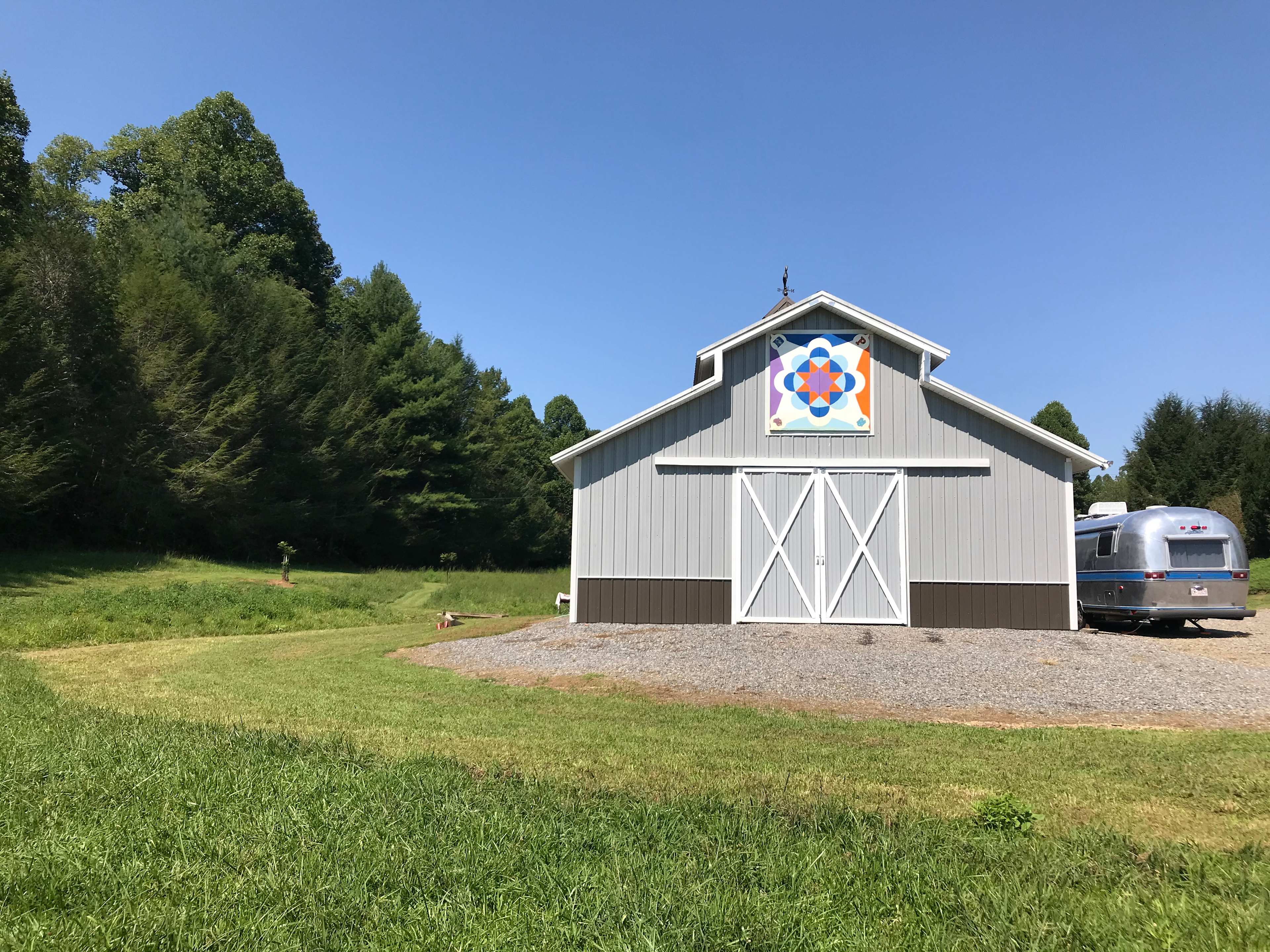 RV site is on the left of the barn.