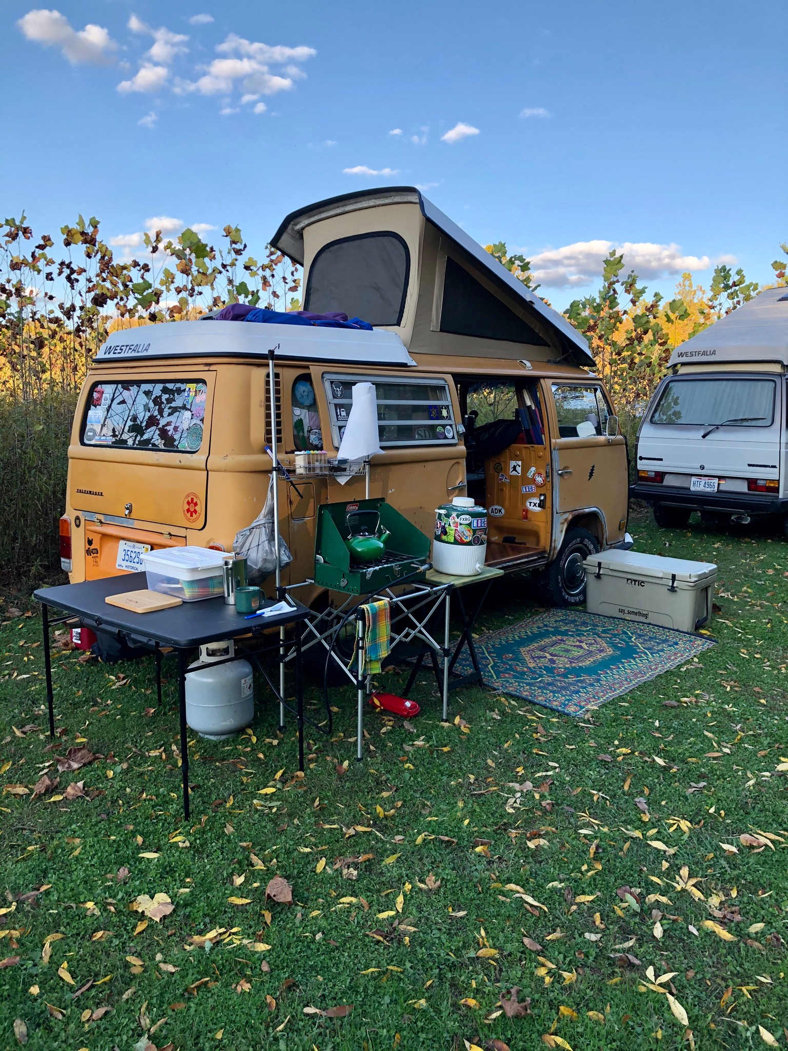 Grins & Pickin's CampFarm