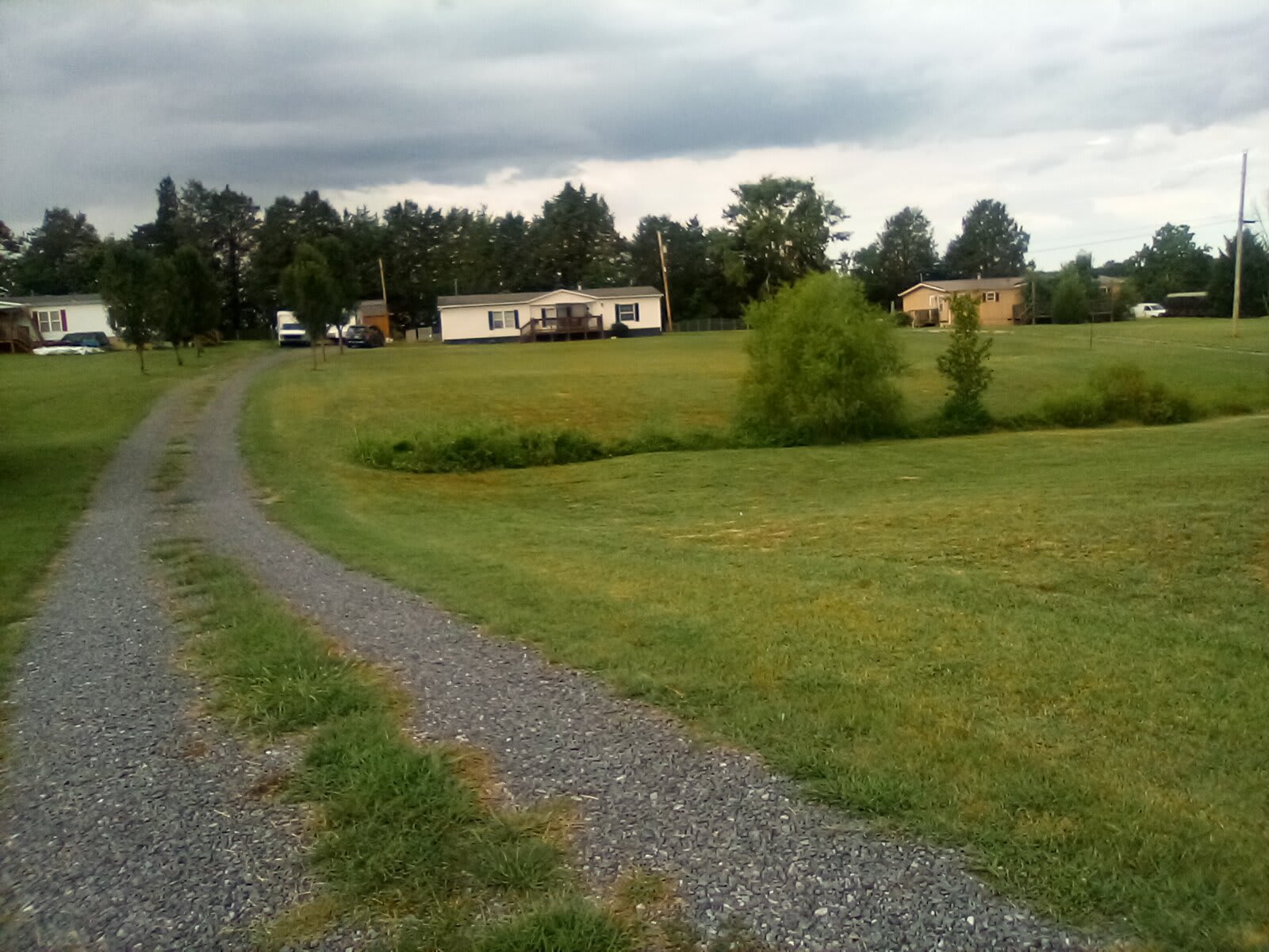 Country Air Close to the Mountains