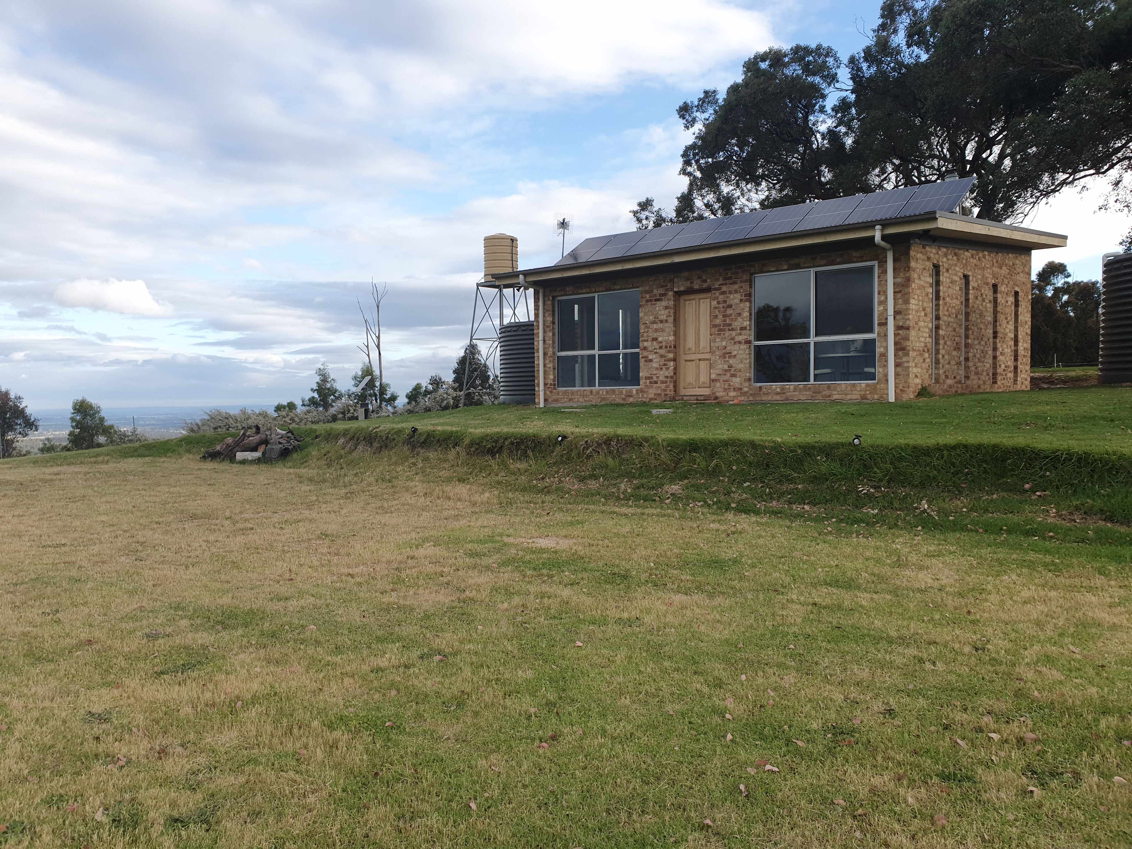 Hilltop Hideaway