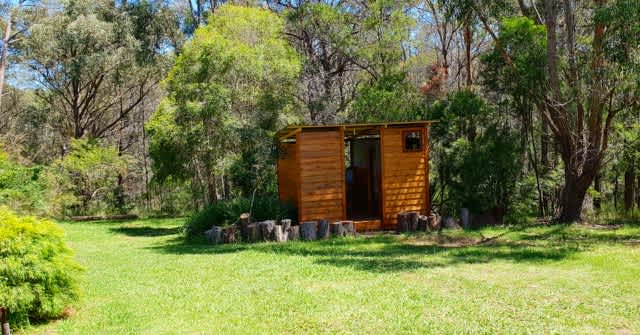 Innisfree, nr Blue Mountains