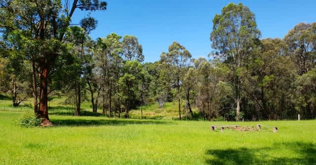 Innisfree, nr Blue Mountains