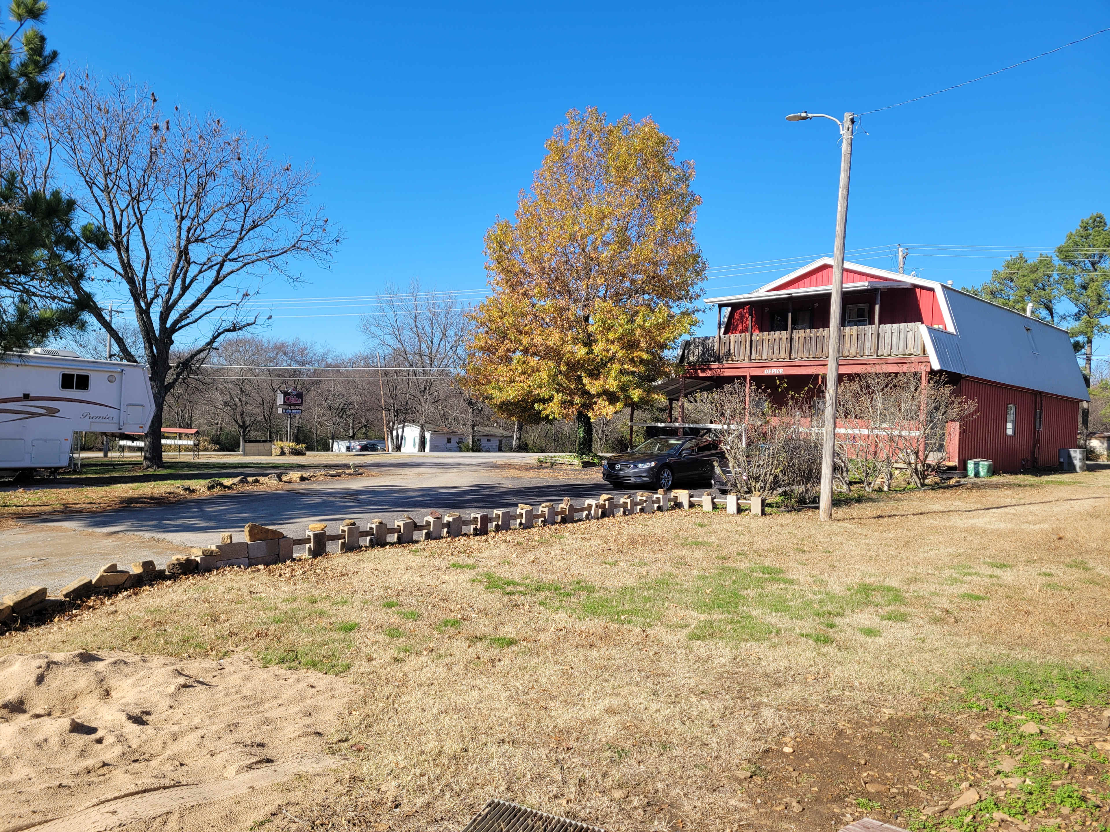 The Oaks RV and Camping