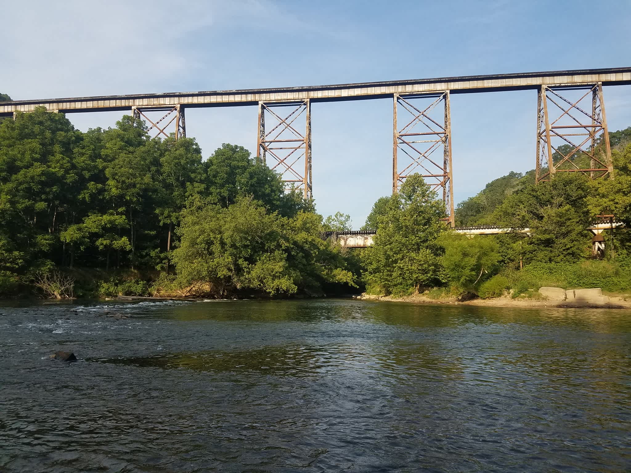 10 acres on the Clinch River,