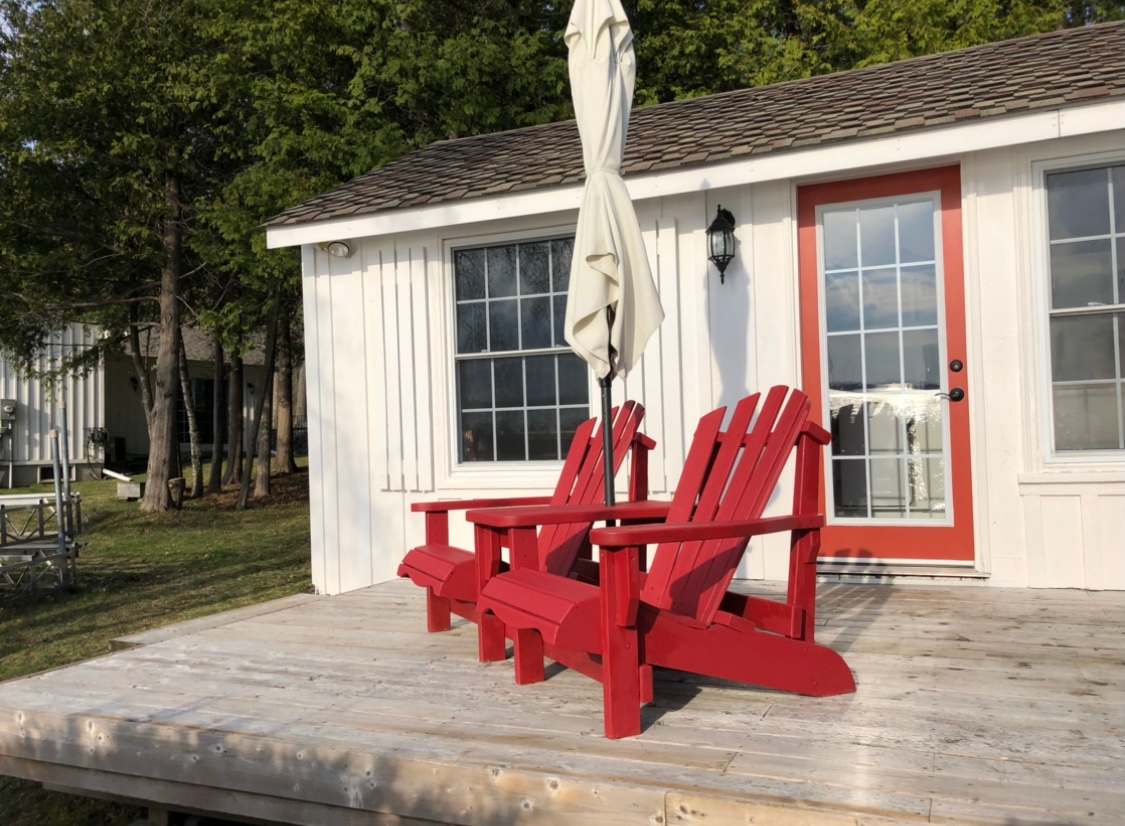 Lake Cottage Getaway