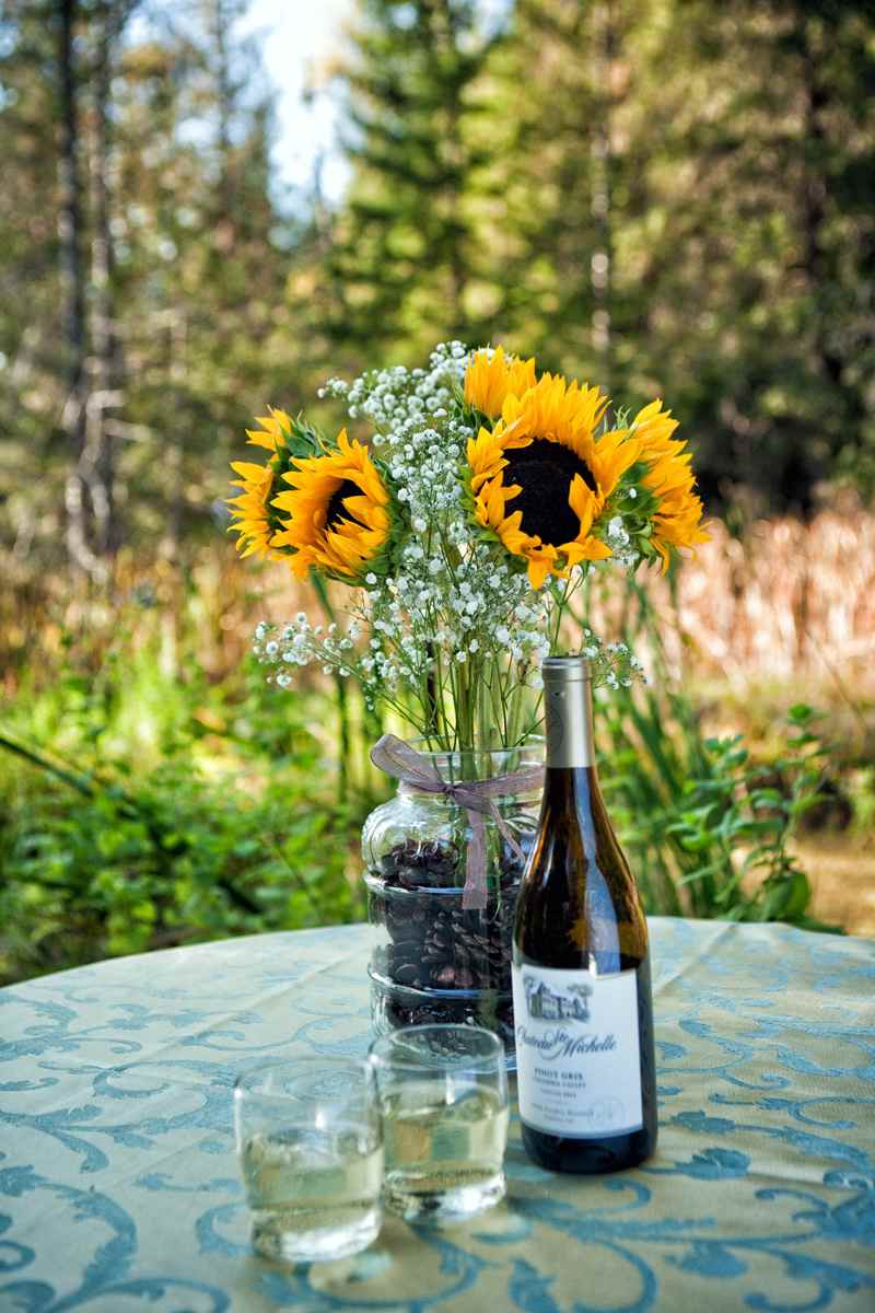A perfect setting for a romantic getaway ... an easy drive that feels worlds away