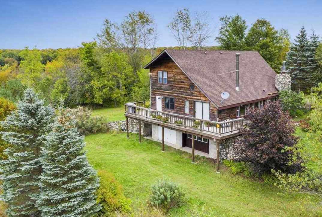 RGarges UpNorth Chalet!