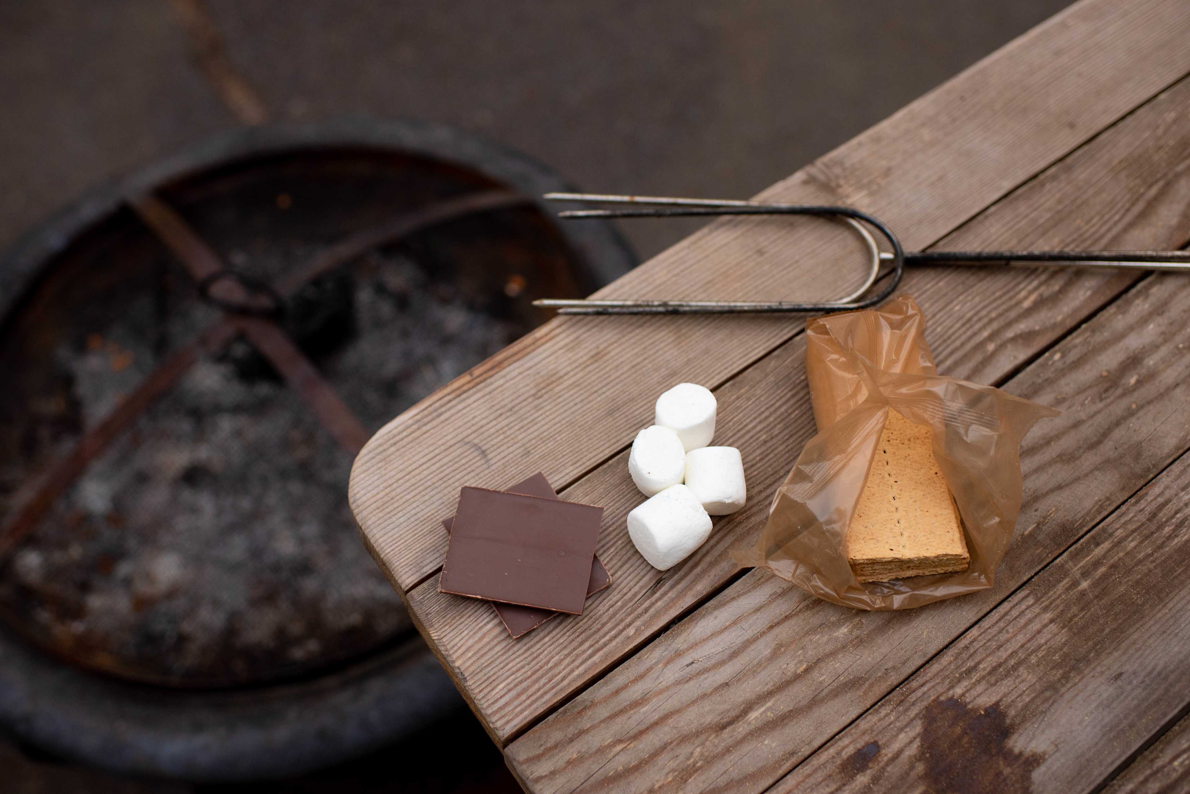 access to fire pit for smores
