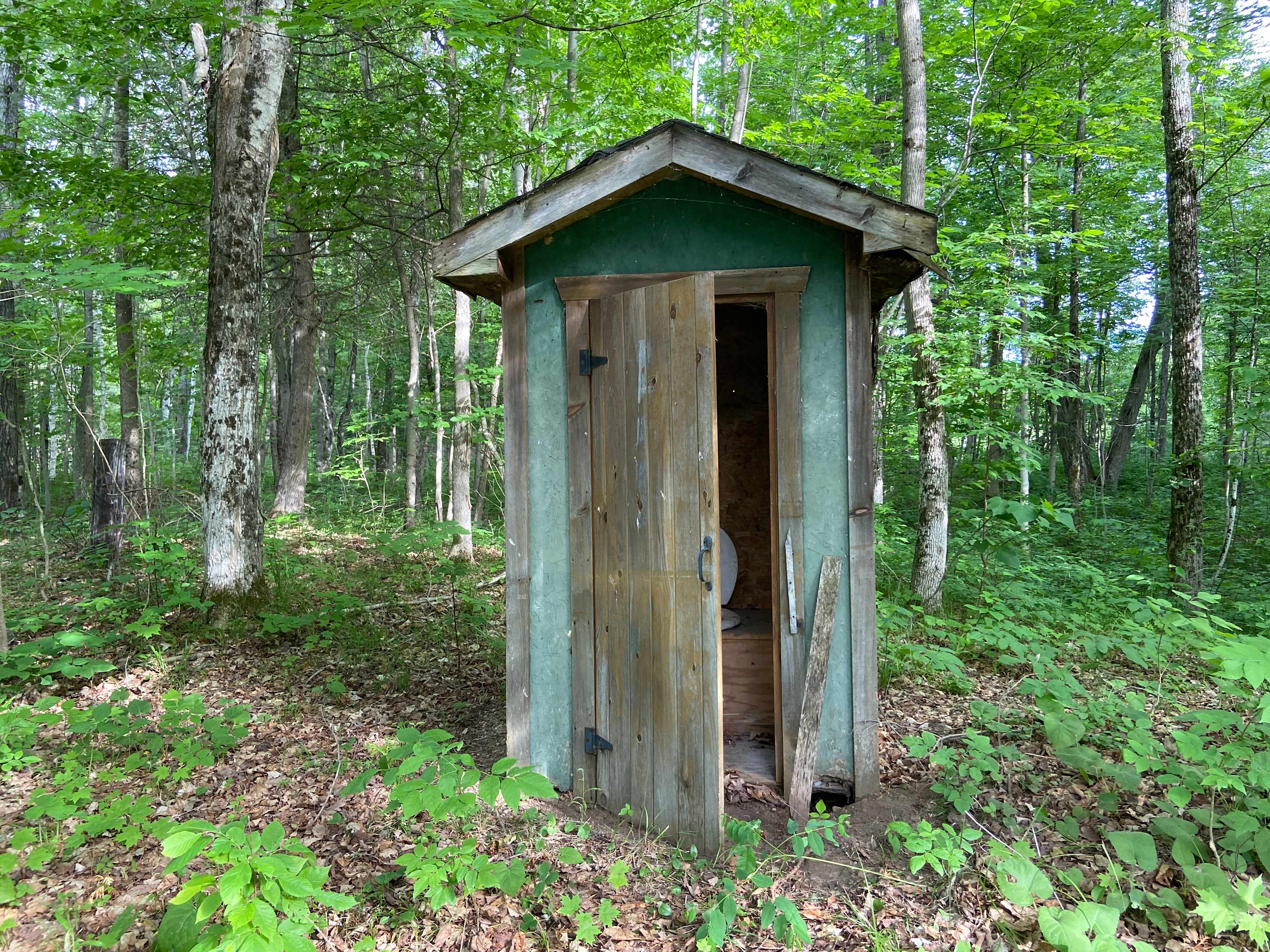 Yep! It’s an outhouse...
This is located by the river portion of the property.