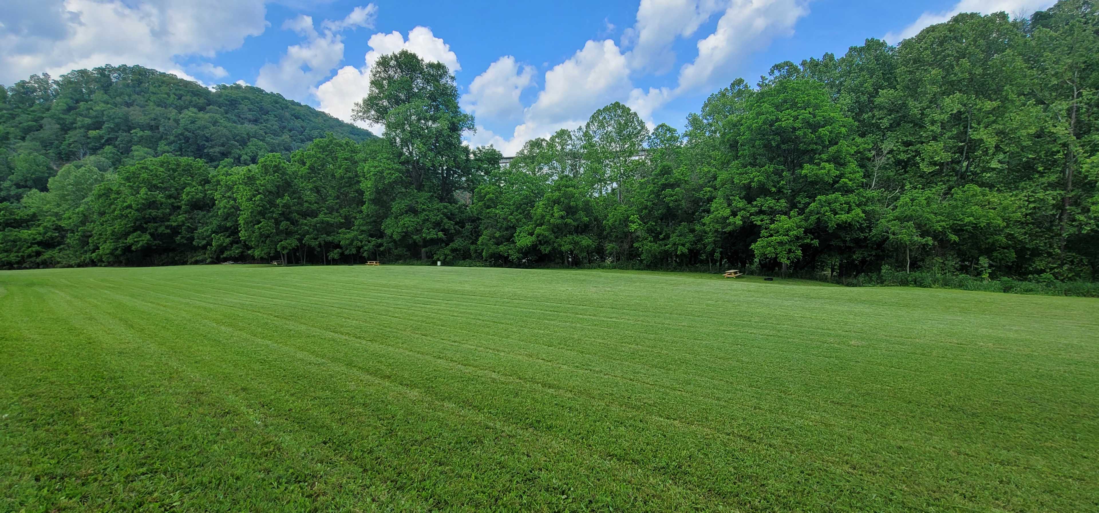 10 acres on the Clinch River,