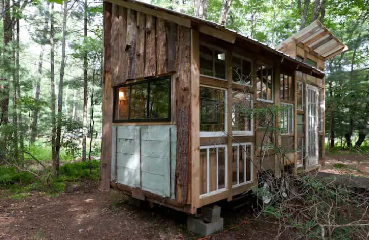 The Outlier Inn