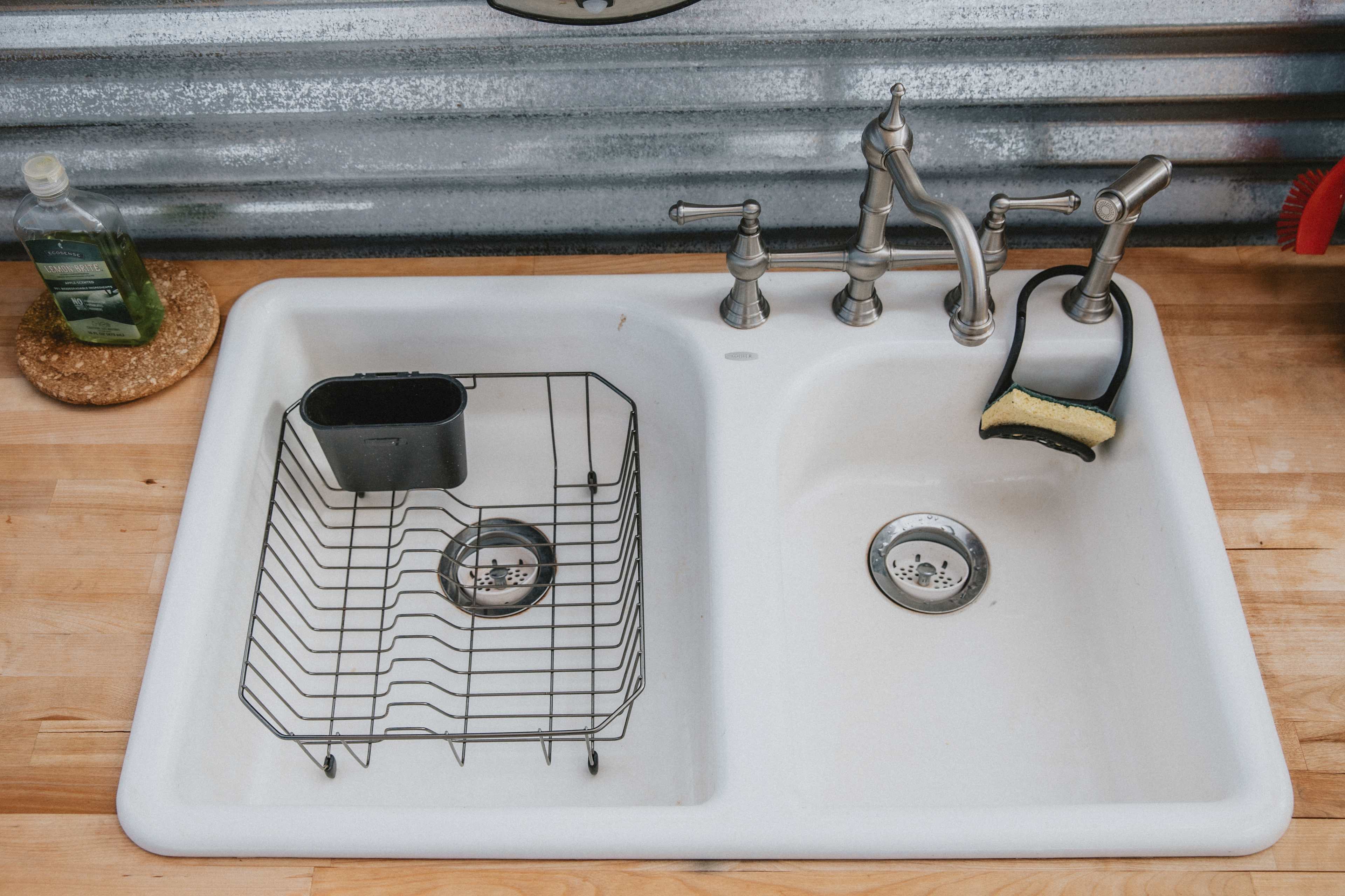 Clean kitchen