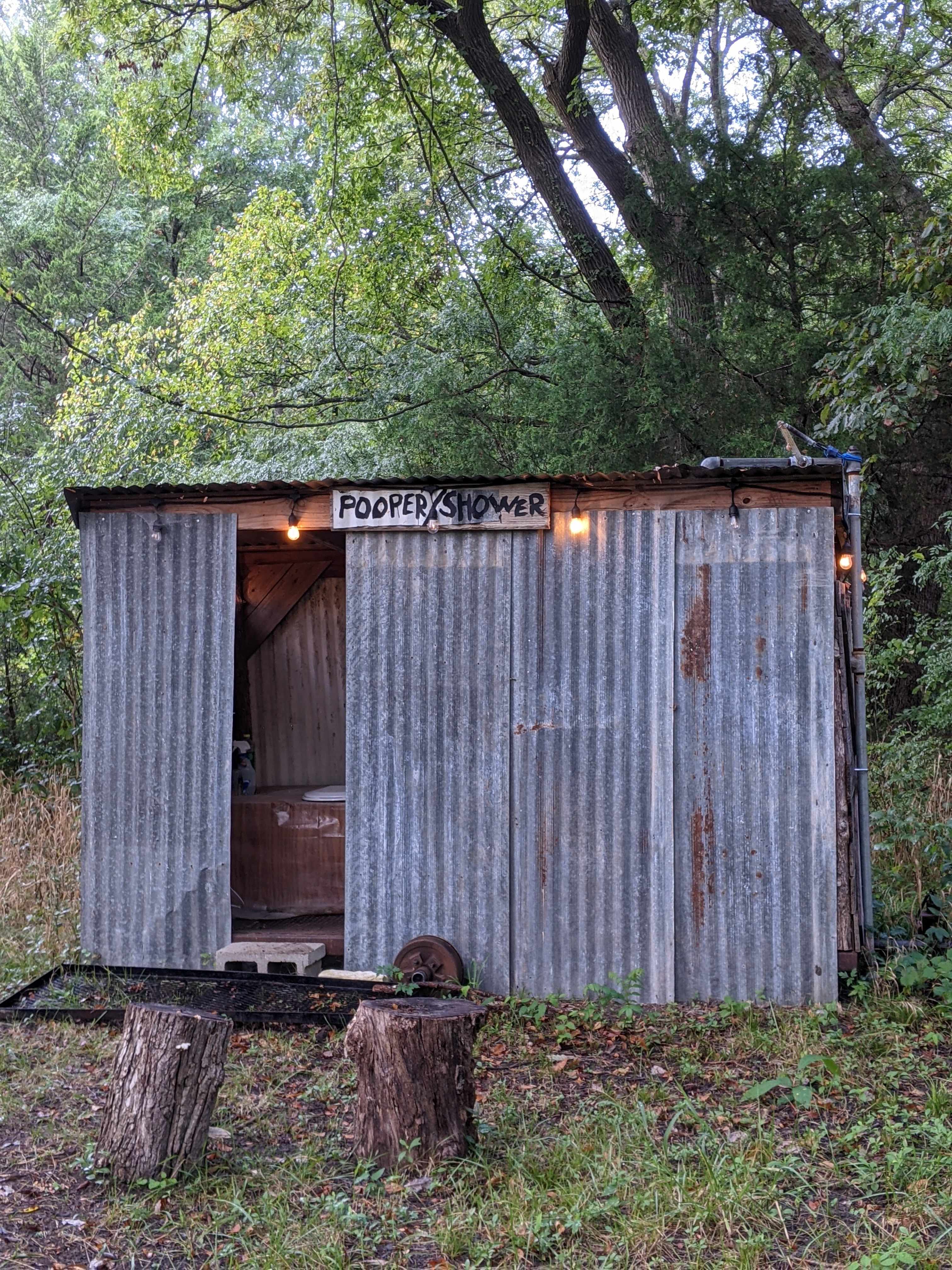 Treehouse on the Creek