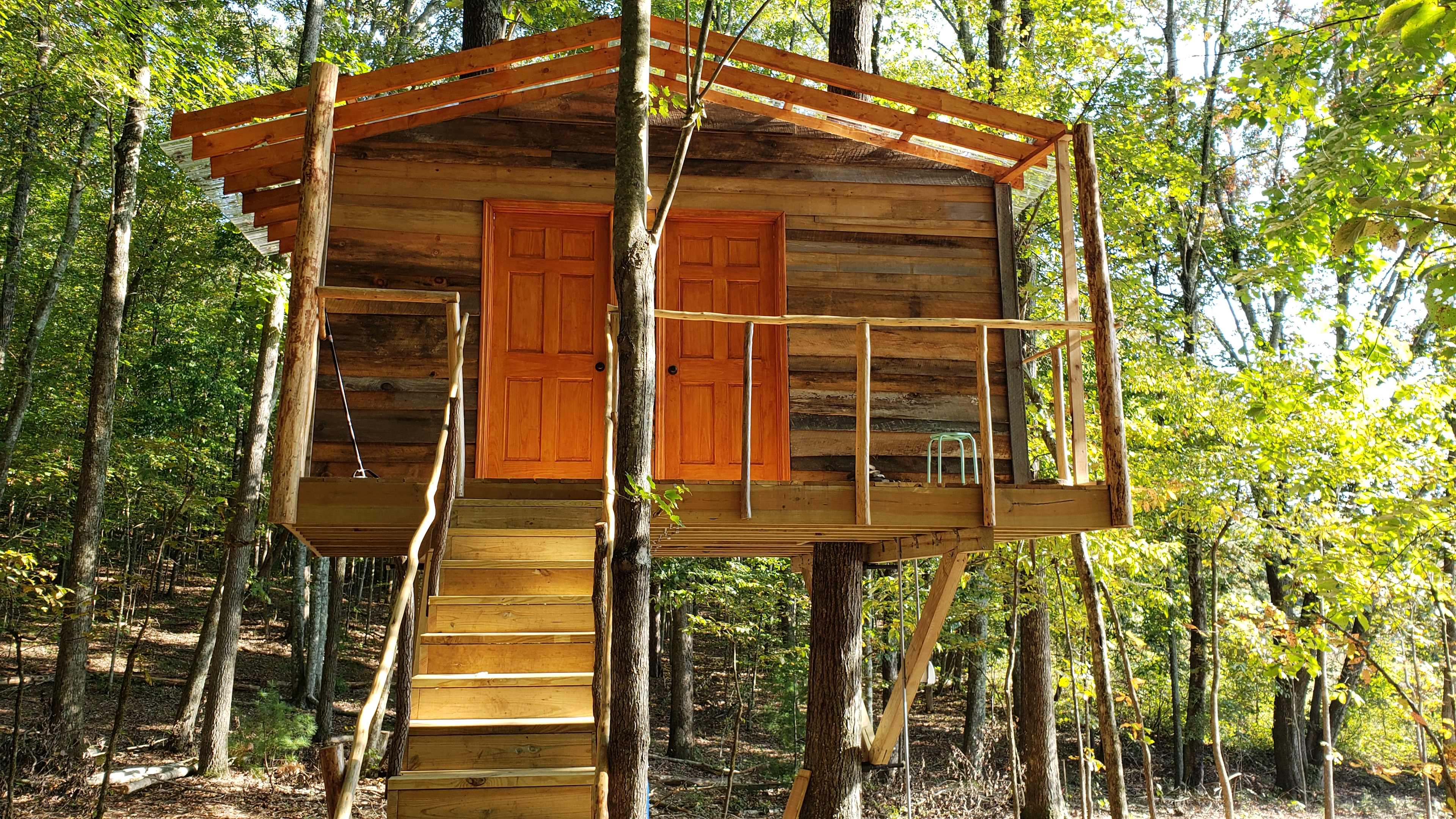 treehouse shower house provides hot showers... it is in the extras. Located at main camp 265 Neck Rd.  not included in price of  primitive sites, but available to all campers in extras