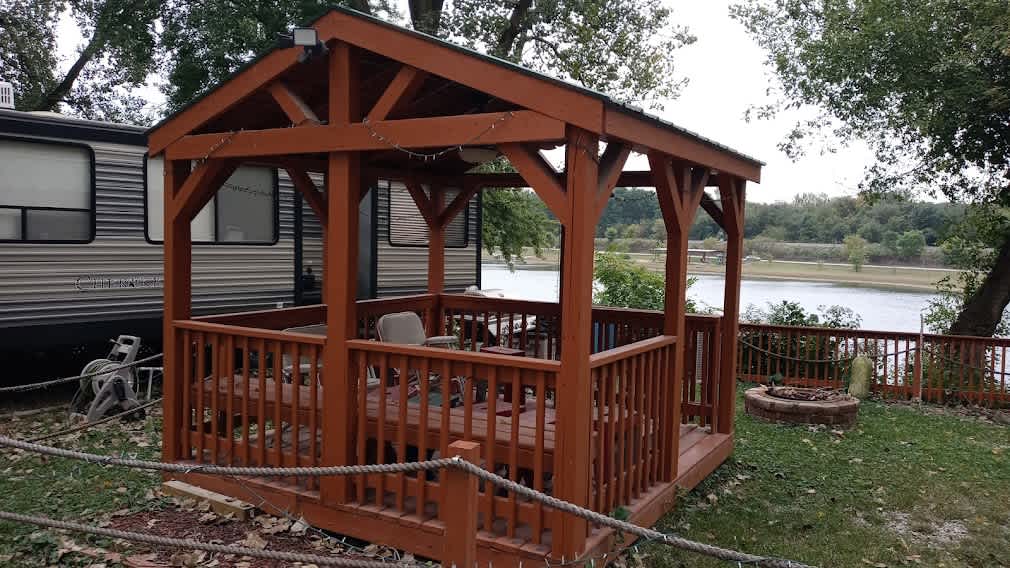 Lakeshore Camp Resort Lake Lot 239