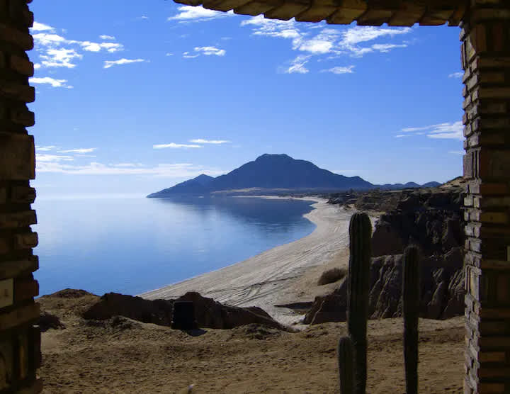 Beachfront Retreat on Sea of Cortez