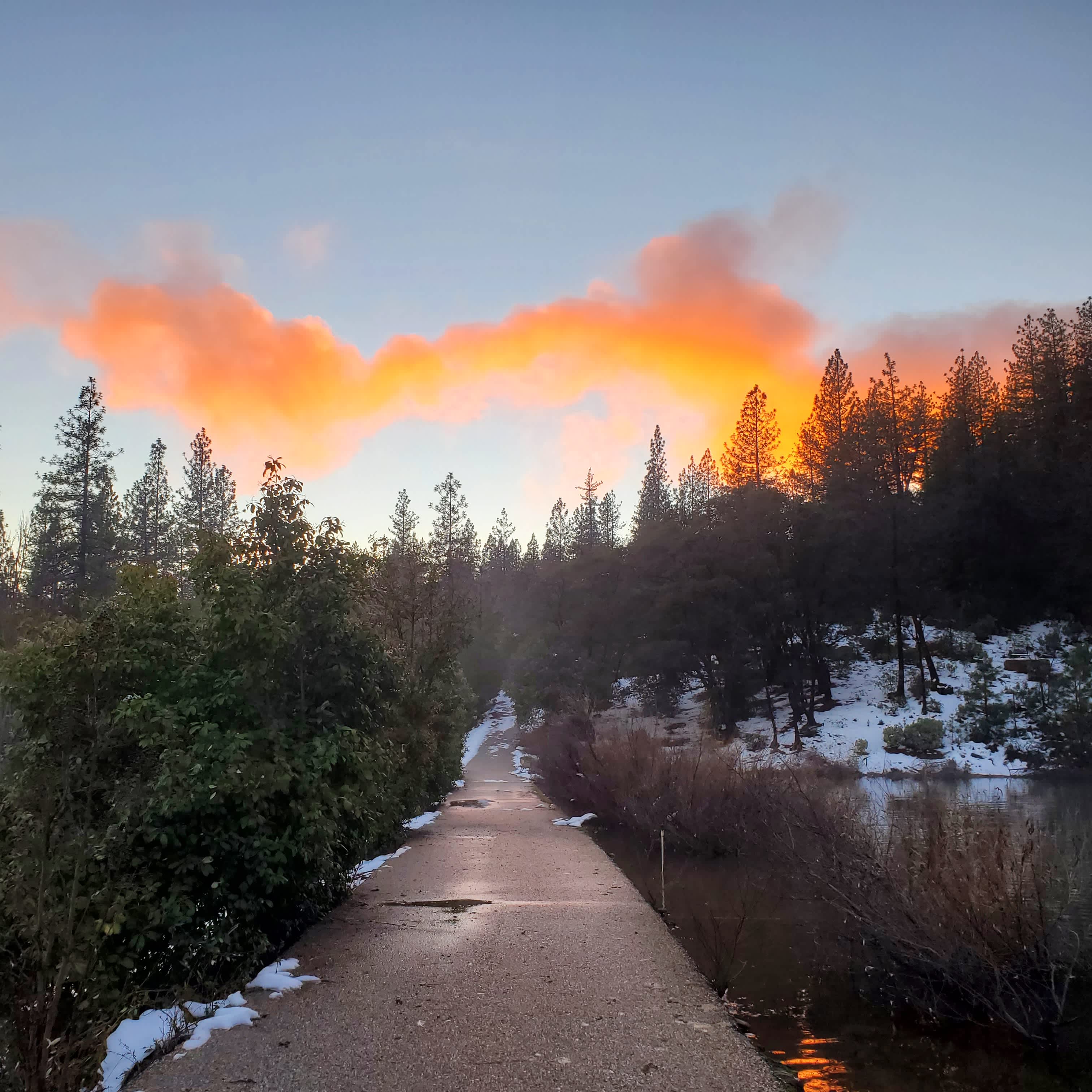 Lava Cap Land