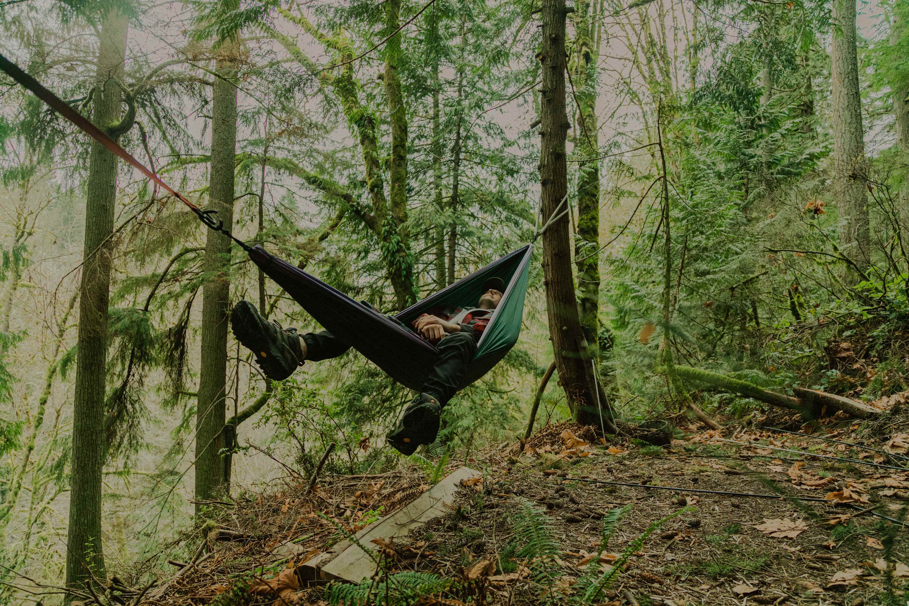 Enjoying the awesome hammock. 