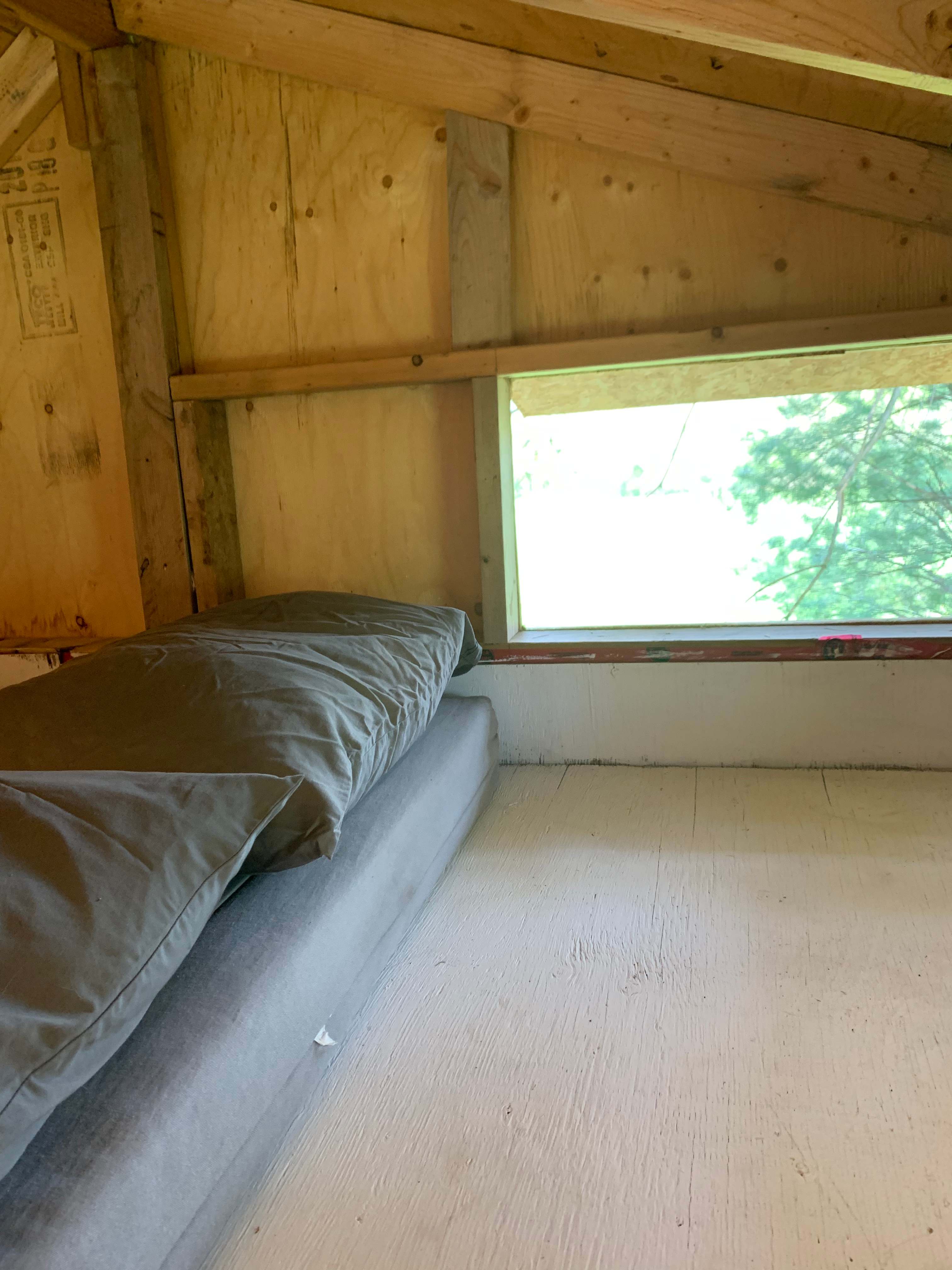 Sleeping loft with a view