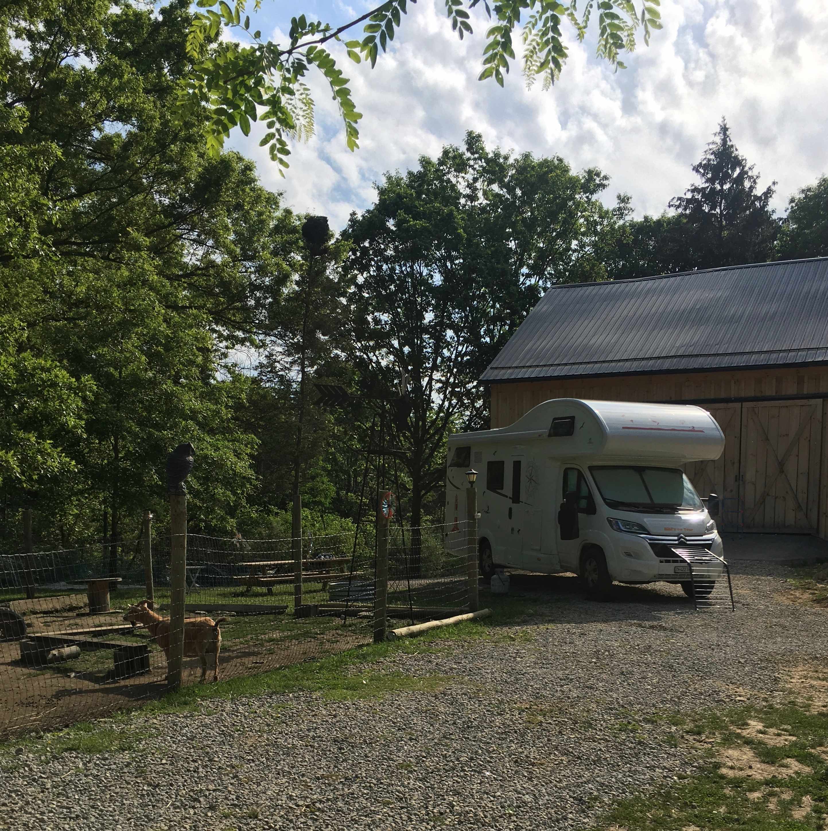 Goat Farm Hide-Away CVNP