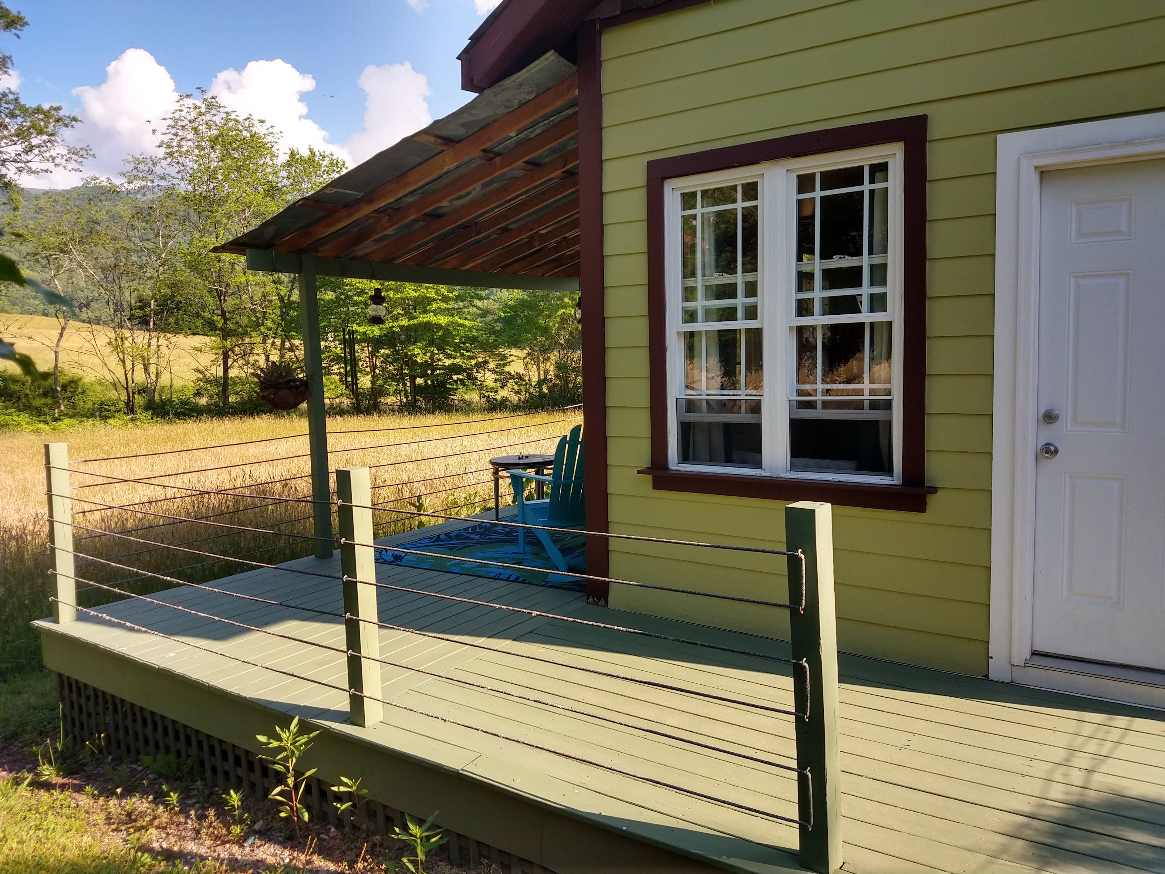Big View, Tiny House