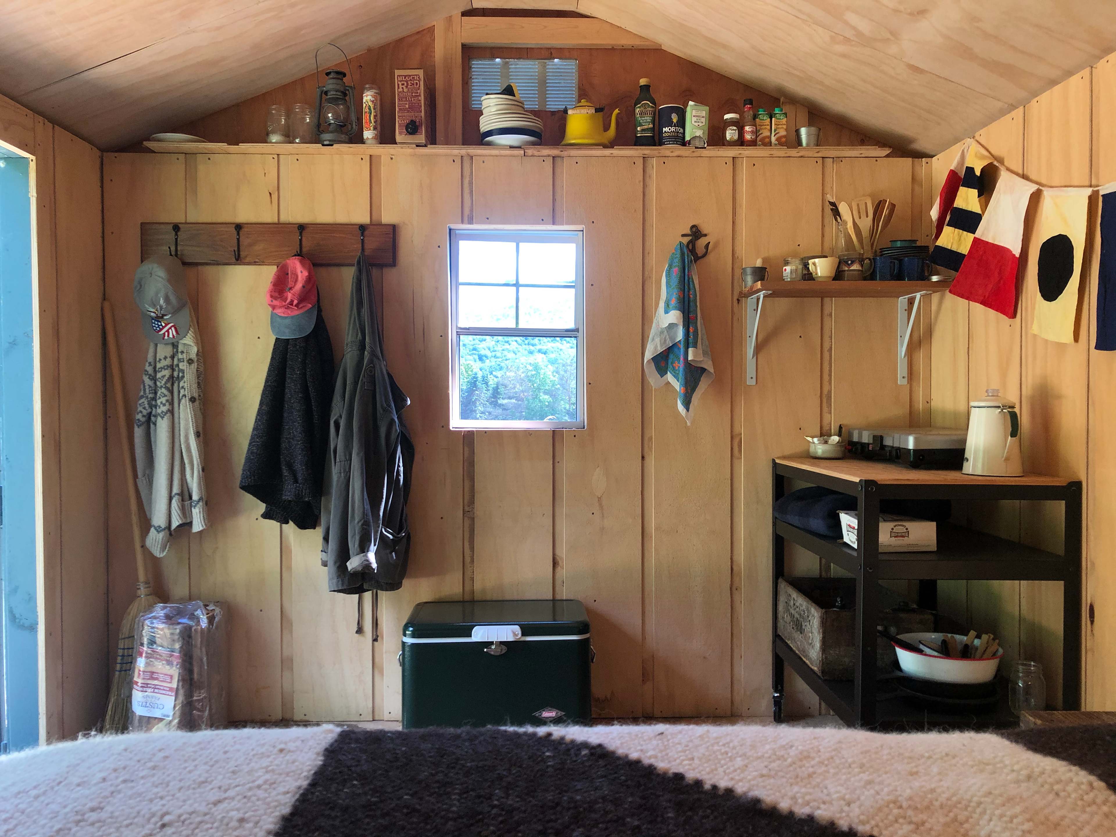 Red Rock Off-Grid Cabin