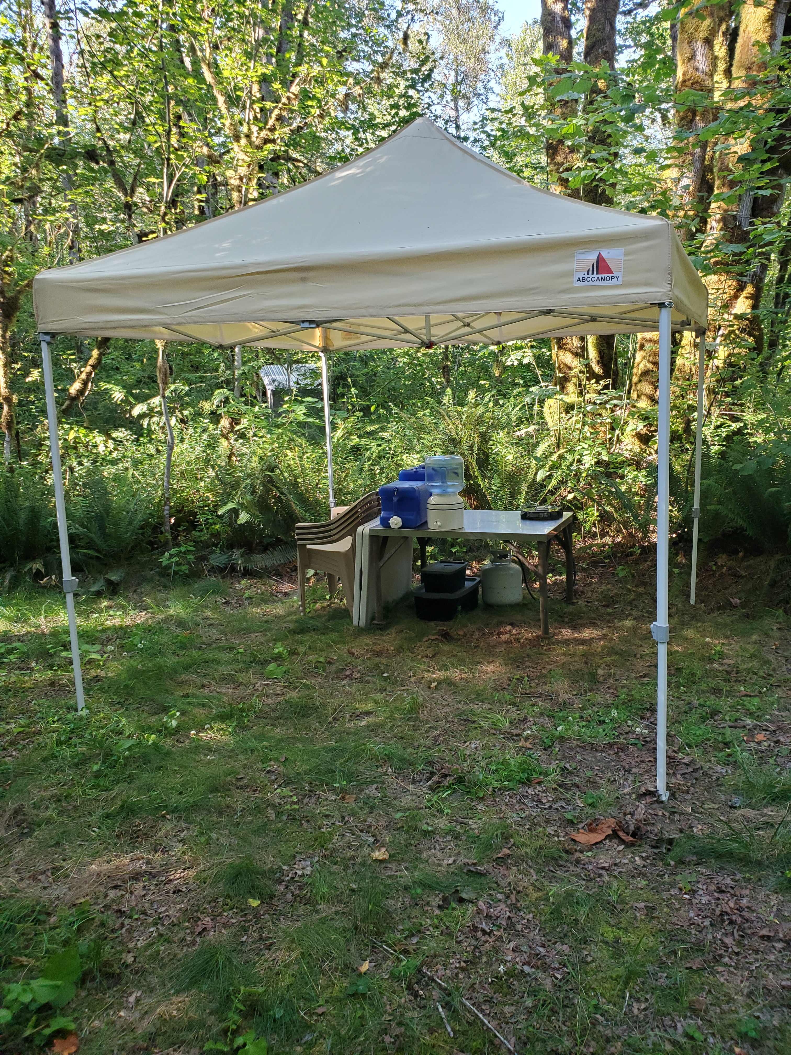 Pop up canopy with basic amenities 