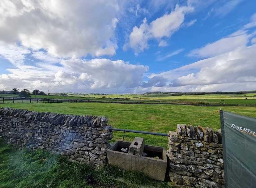White House Farm Campsite, Wardlow