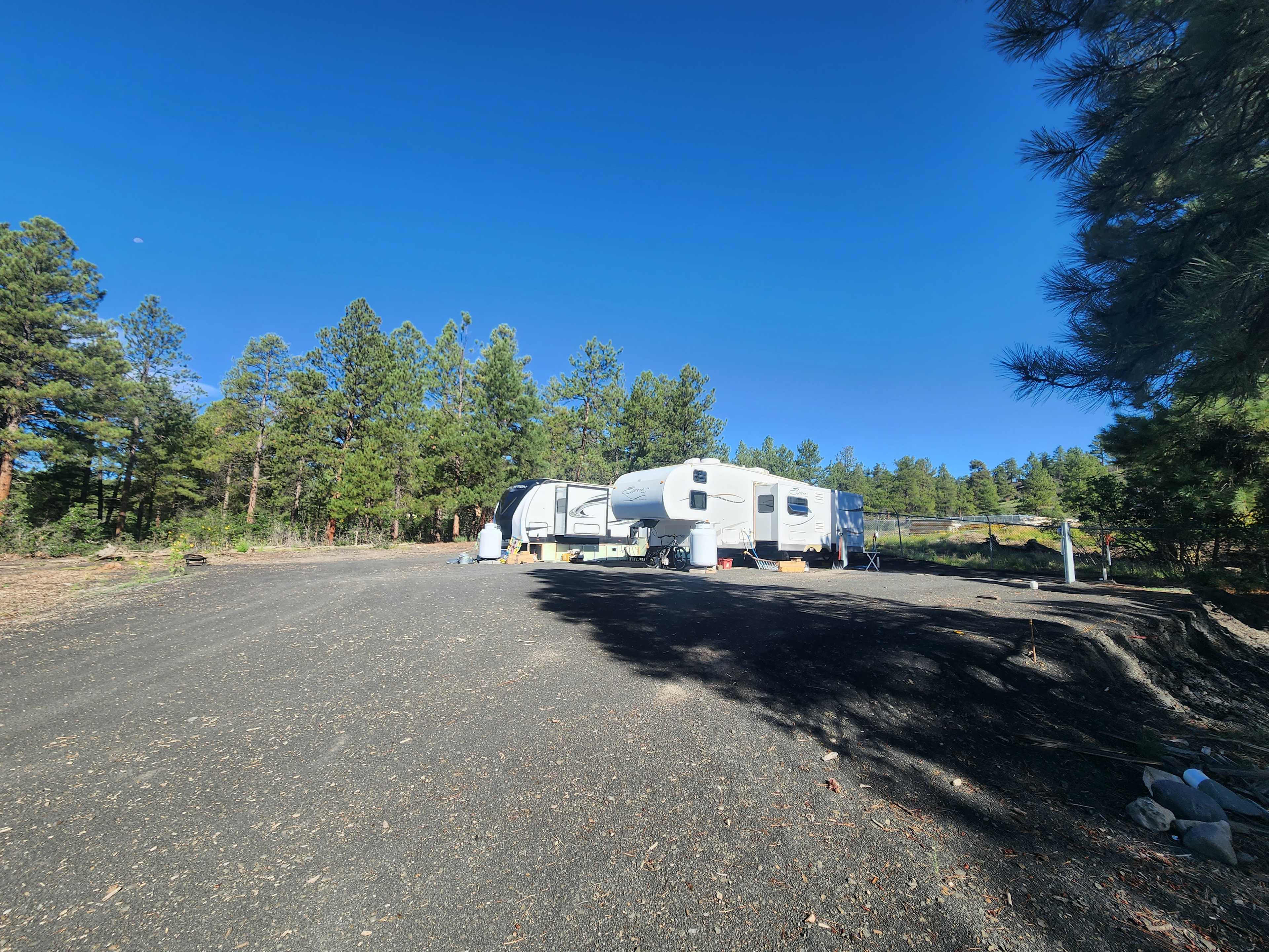 These are the three RV spots. Very close together. 