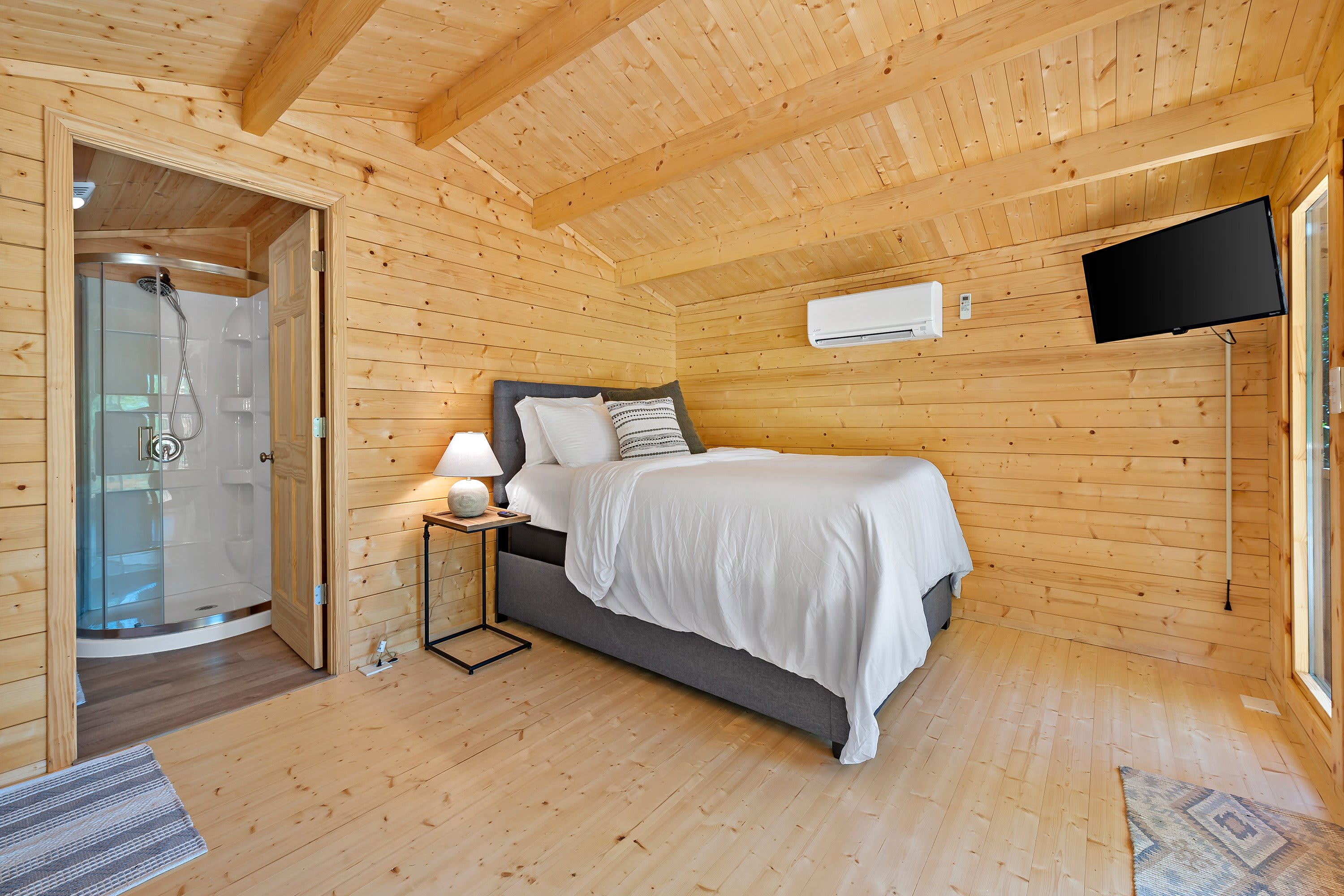 Stillhouse Creek Cabins