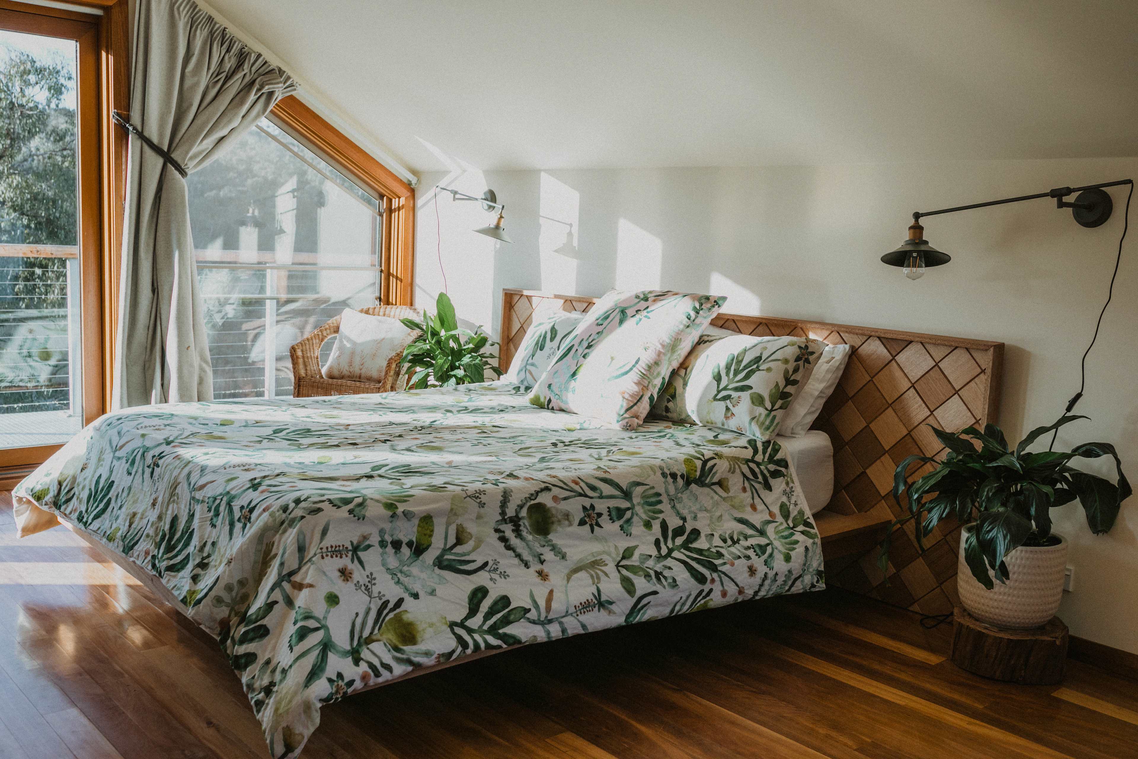 Nice bed in the upstairs bedroom