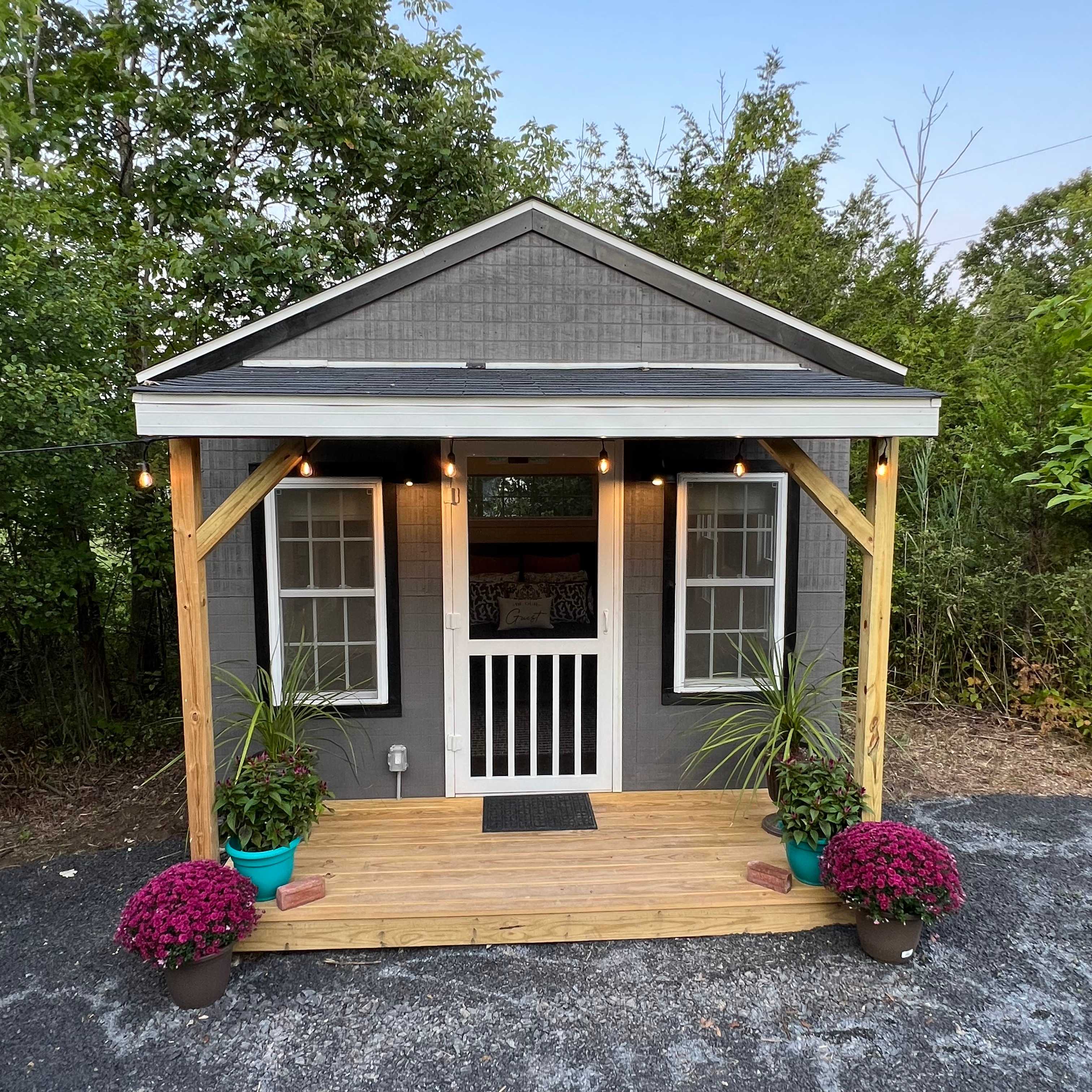 Sexy Little Cabin in Saugerties, NY