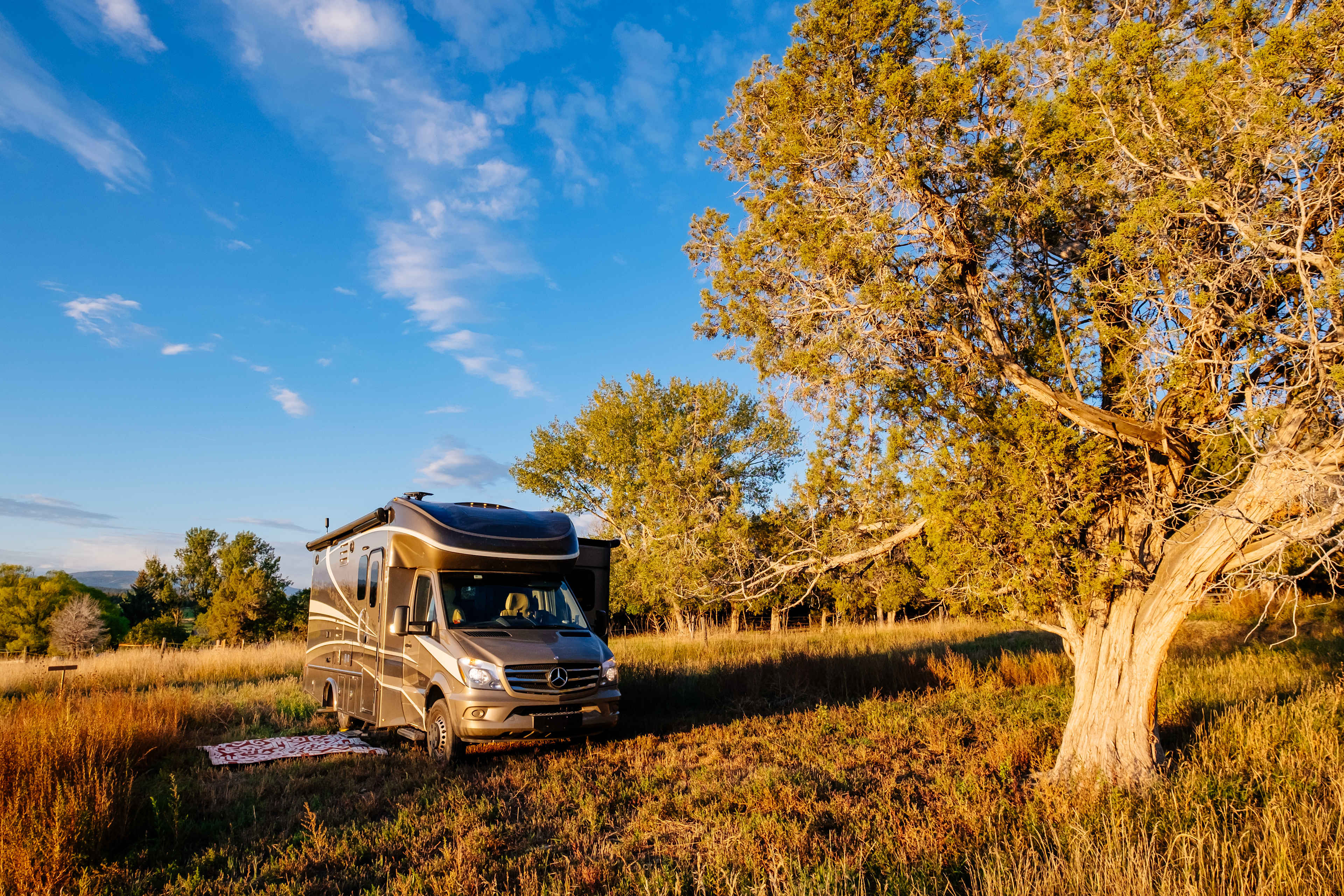 Front view of Vansite