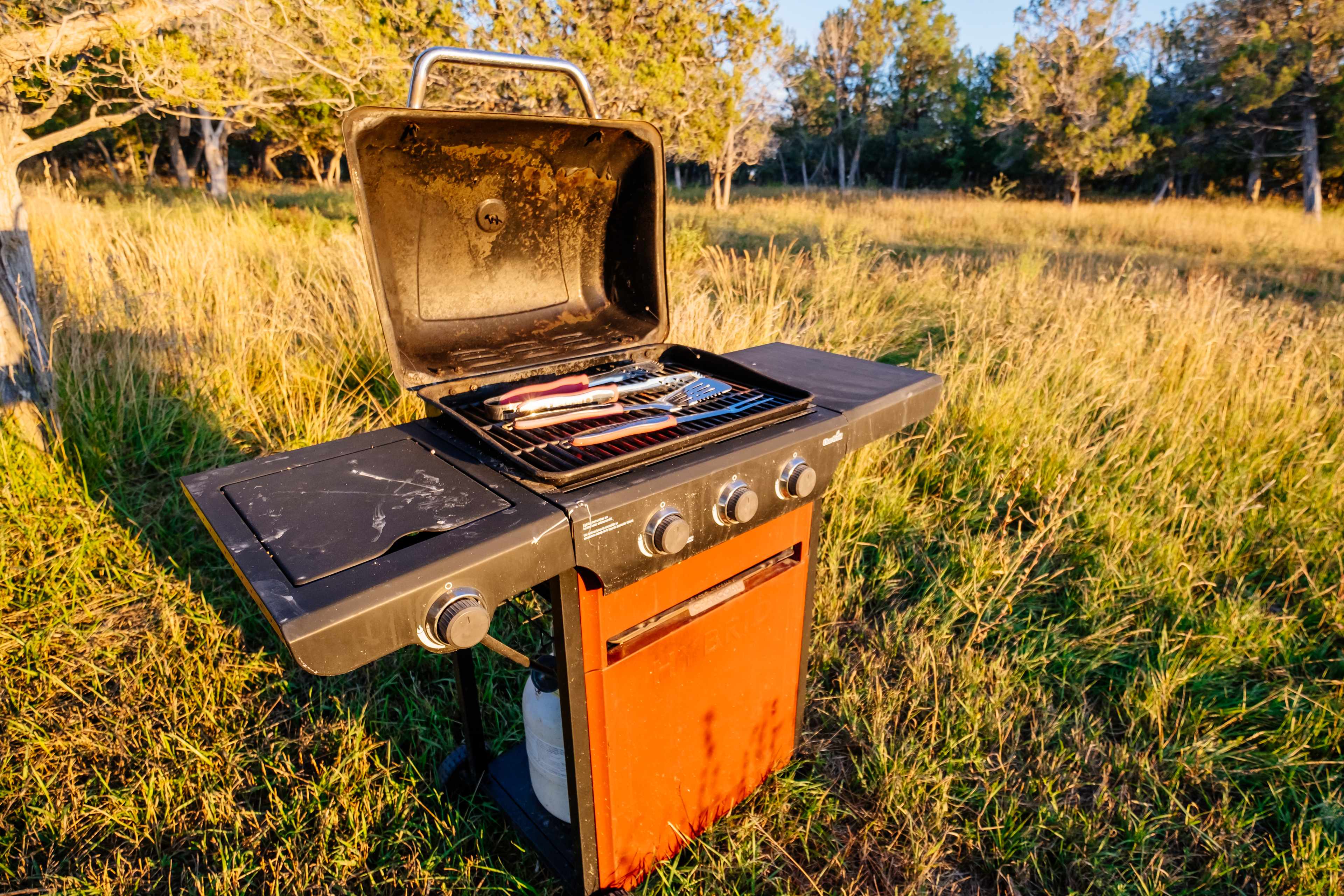 Grilling tools supplied