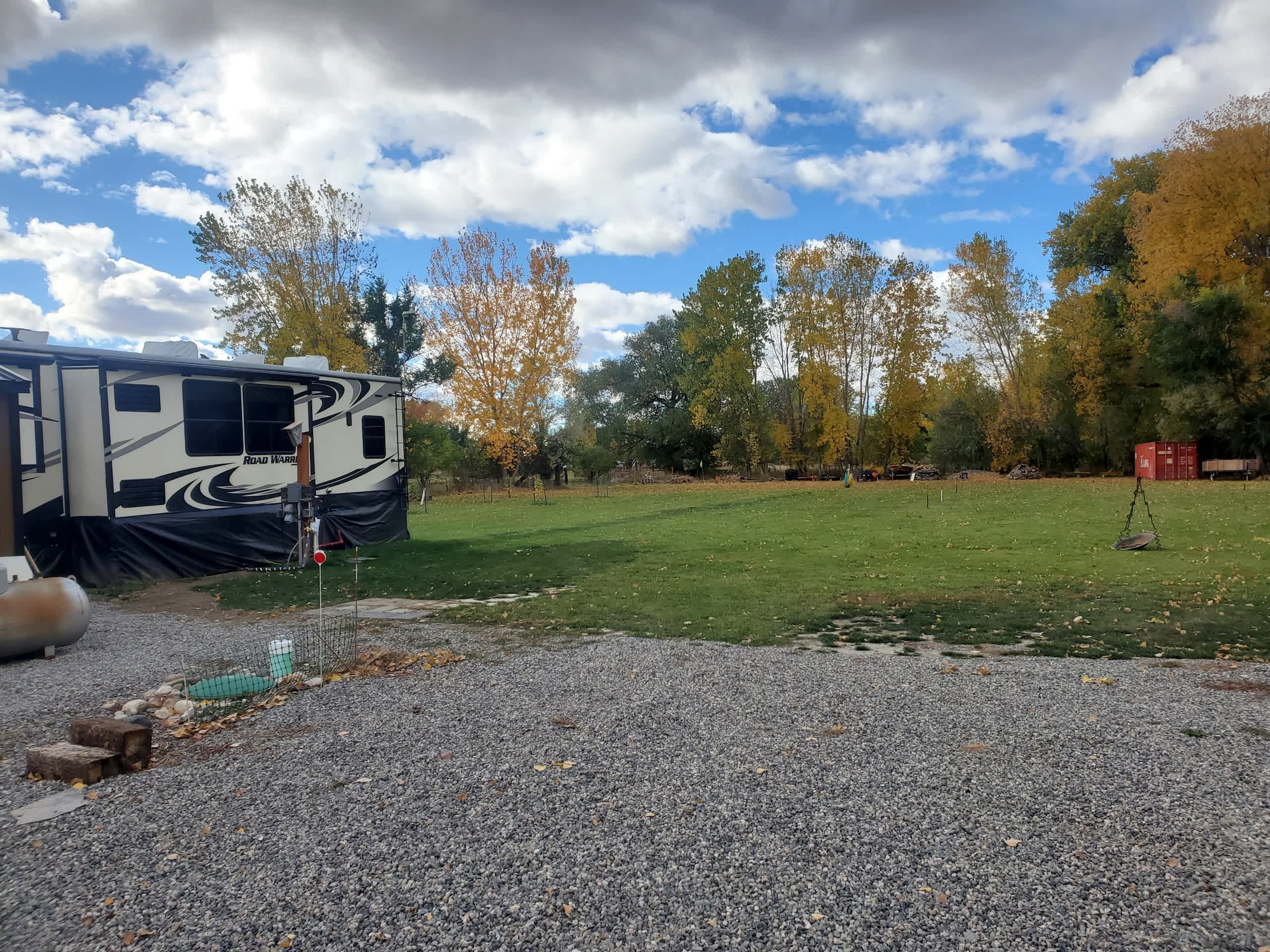 Looking West as you Arrive at Phesents Hideaway with fire pit