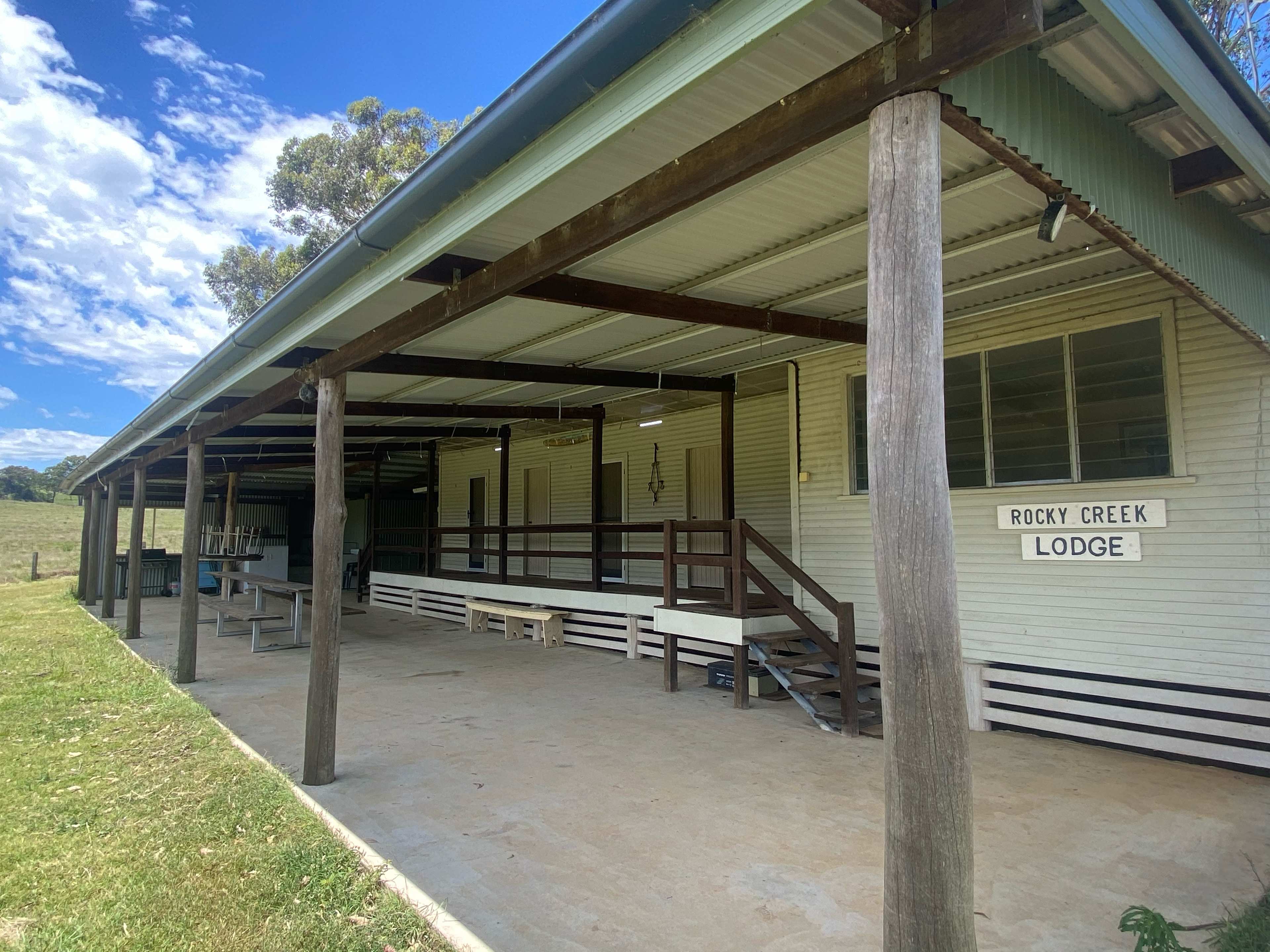 Rocky Creek Lodge