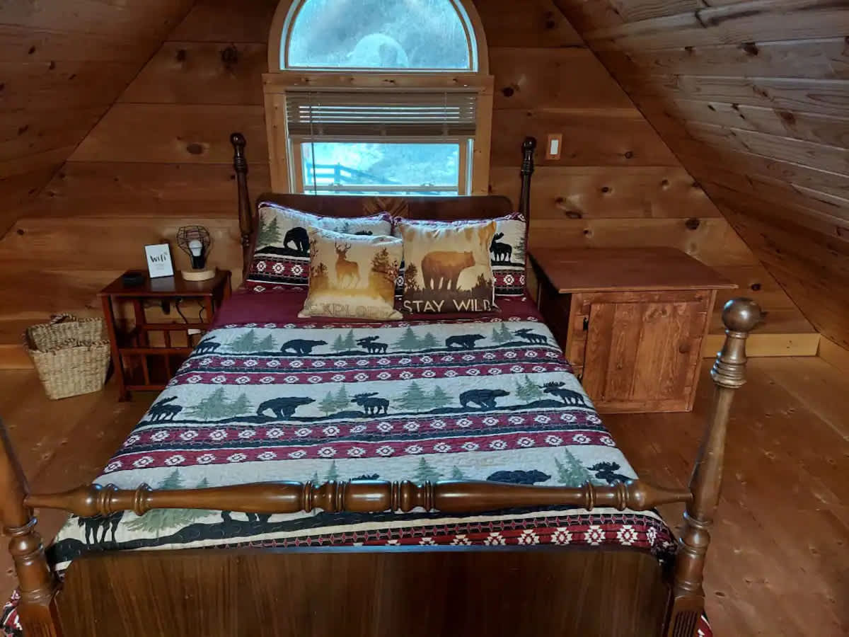 Queen bed in the loft
