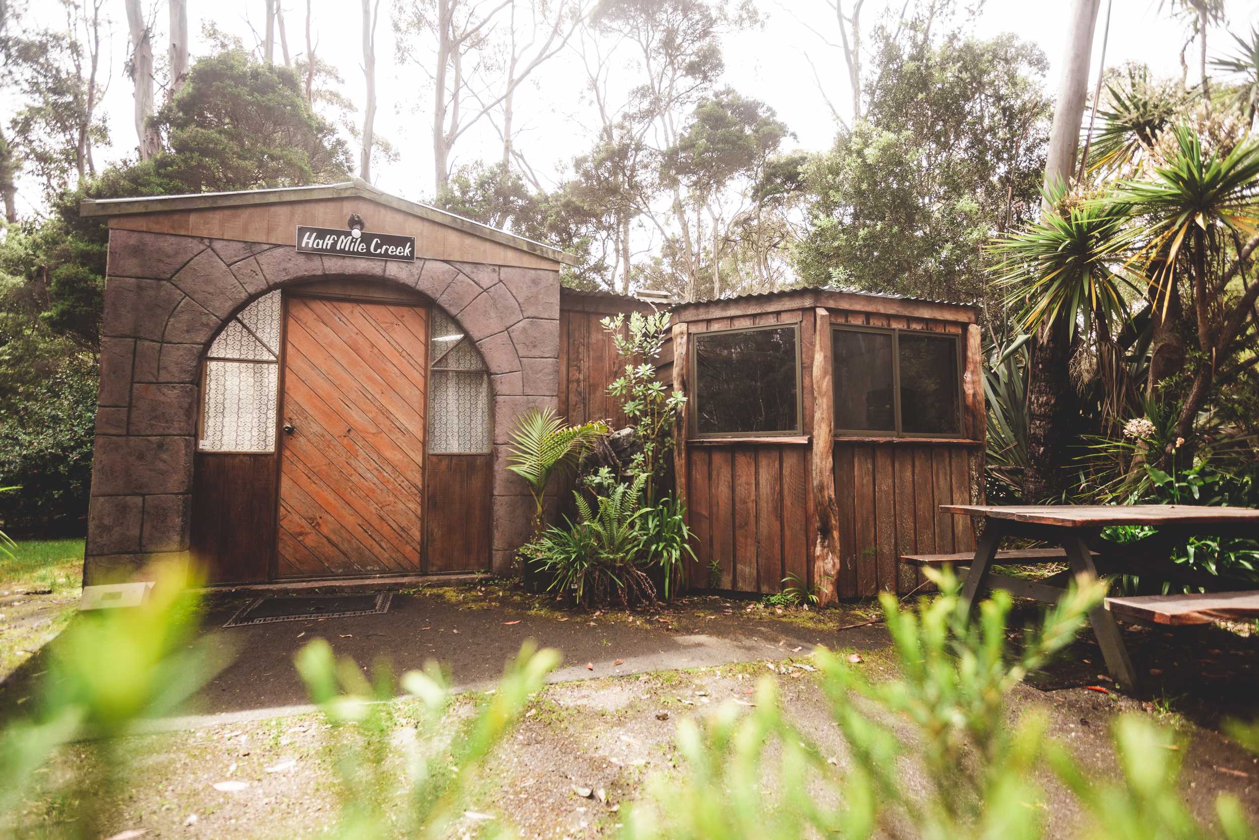 Crayfish Creek Van and Cabin Park