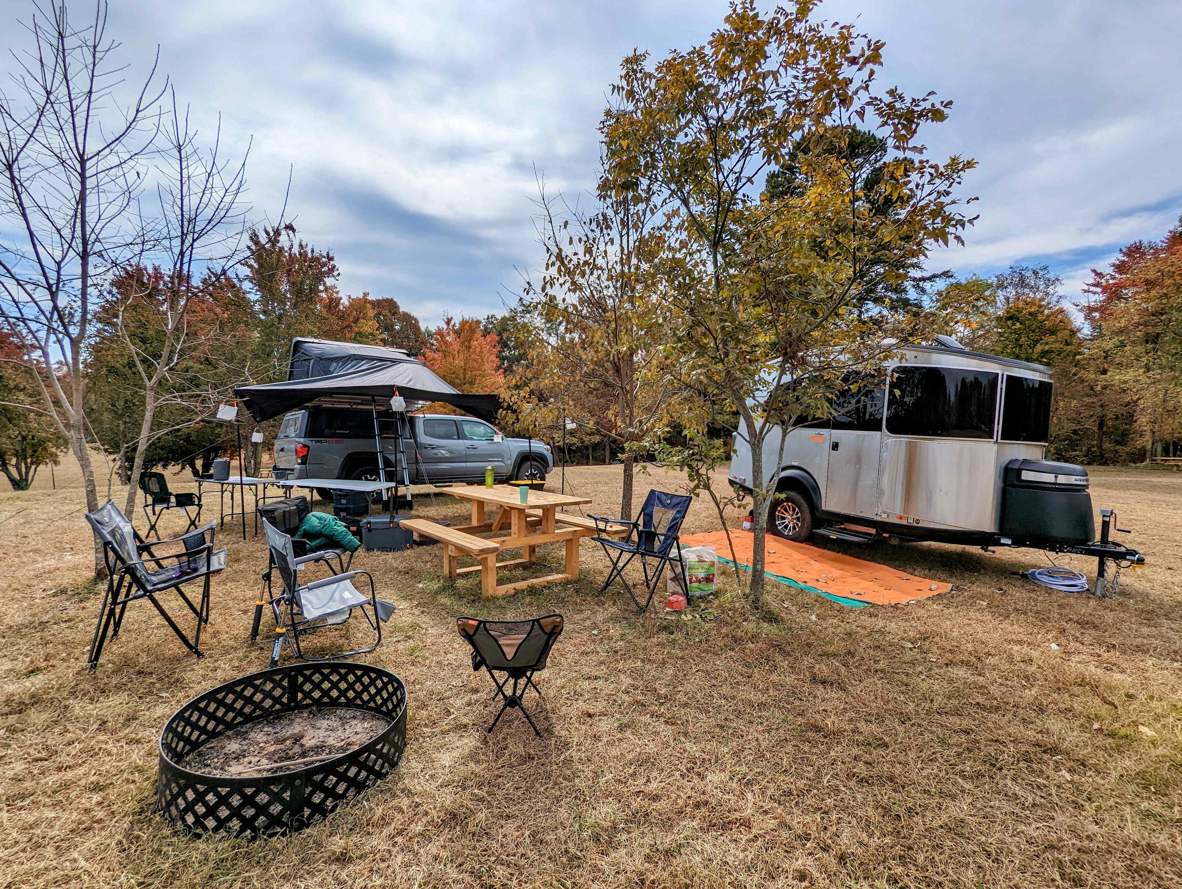 Fireside Camp + Lodge