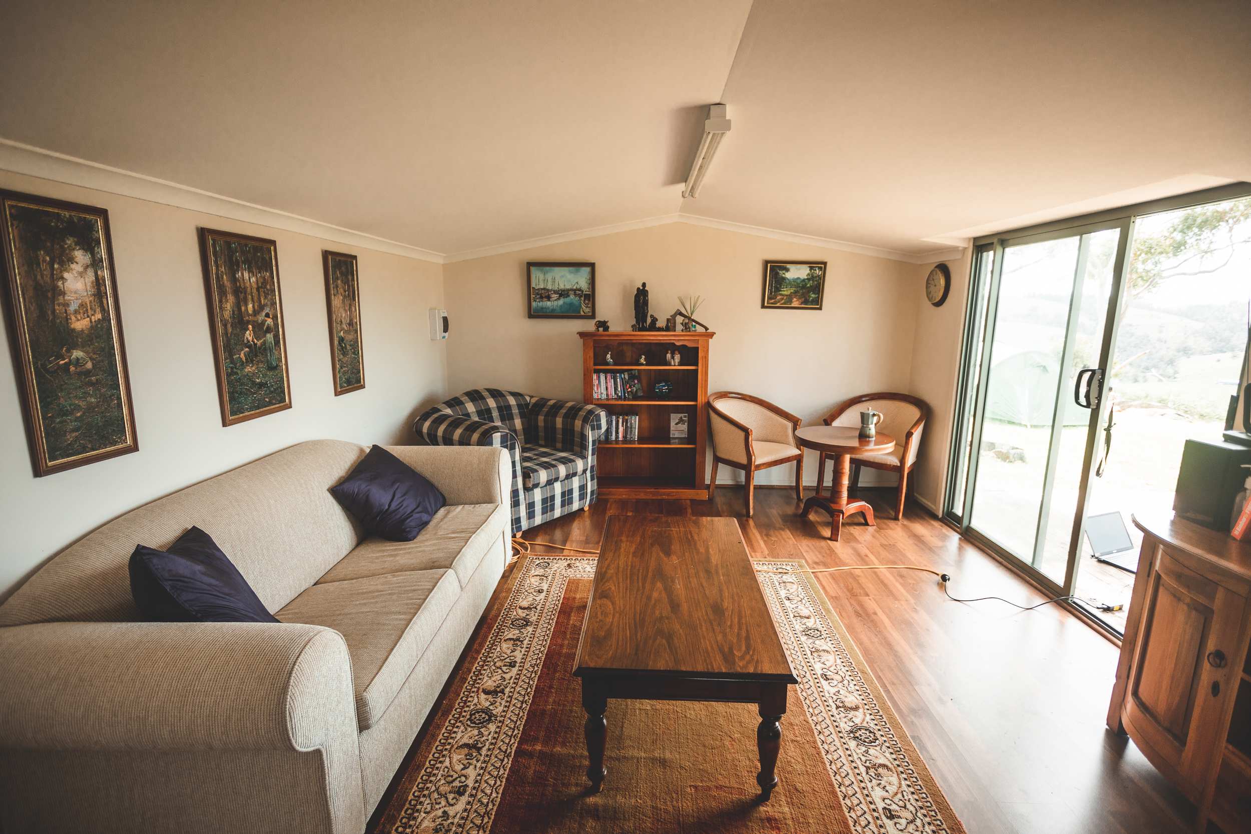 Bomana - Bushland Delight with Breathtaking Views