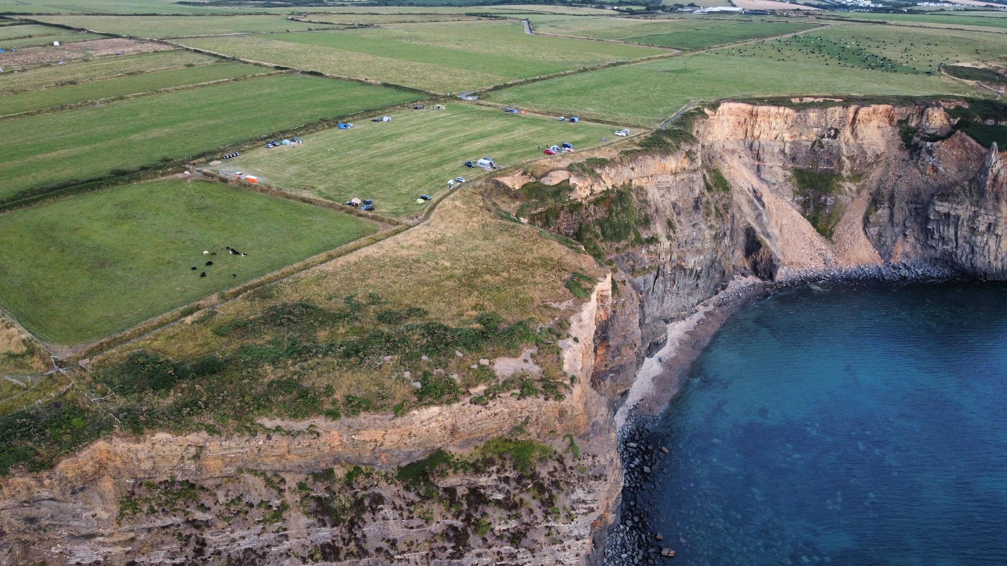 Clifftops Camping